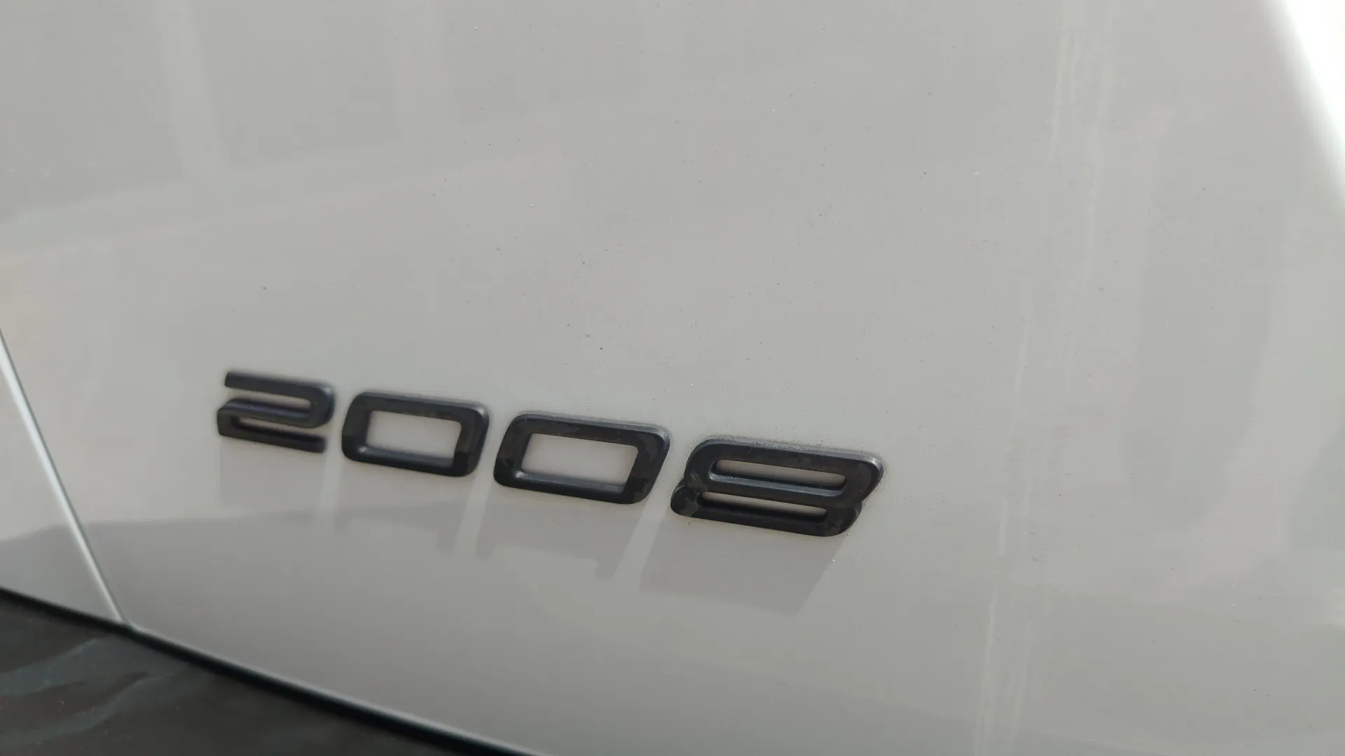 Peugeot 2008 Allure PureTech 100 - foto 18