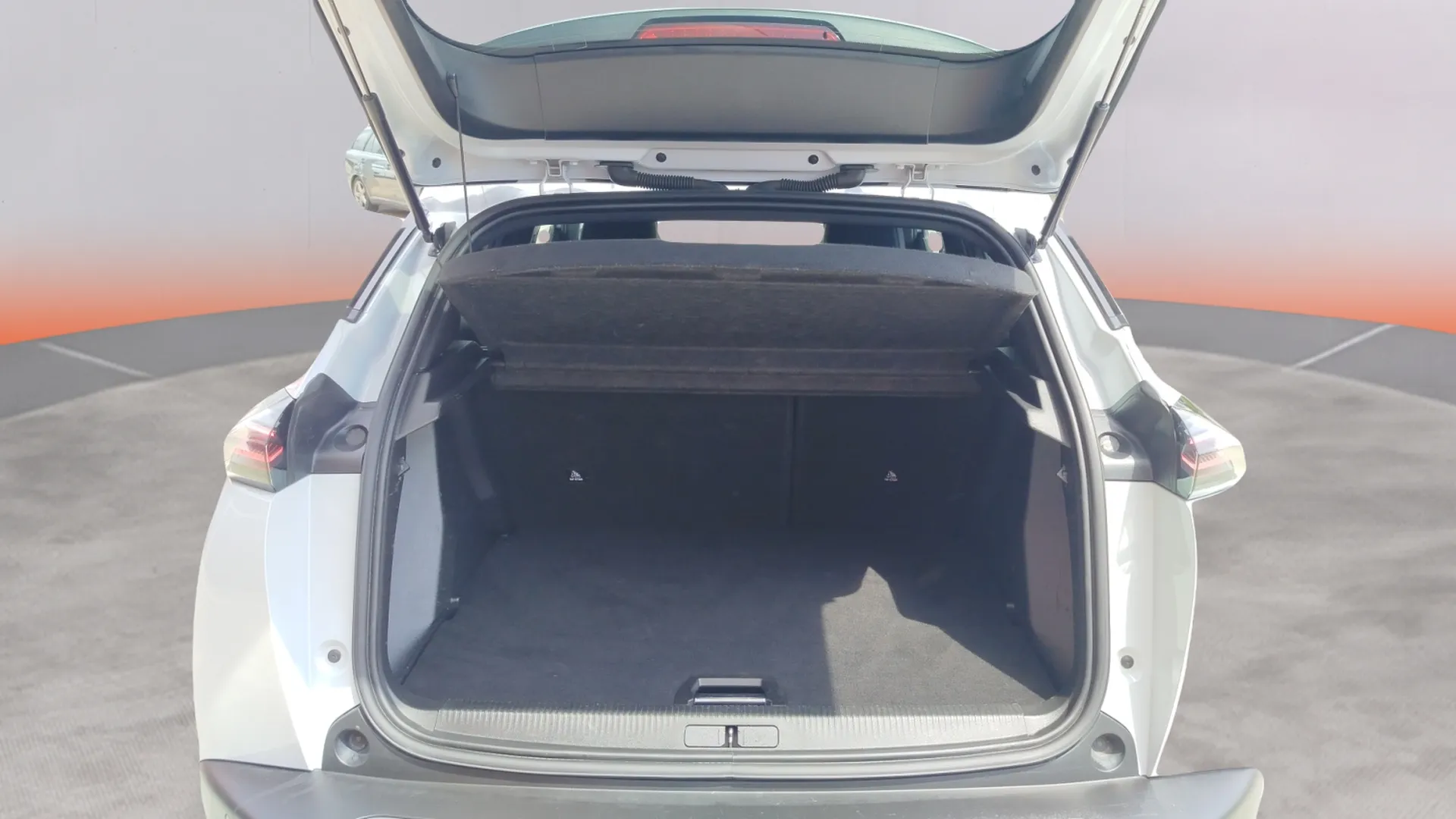 Peugeot 2008 Allure PureTech 100 - foto 16