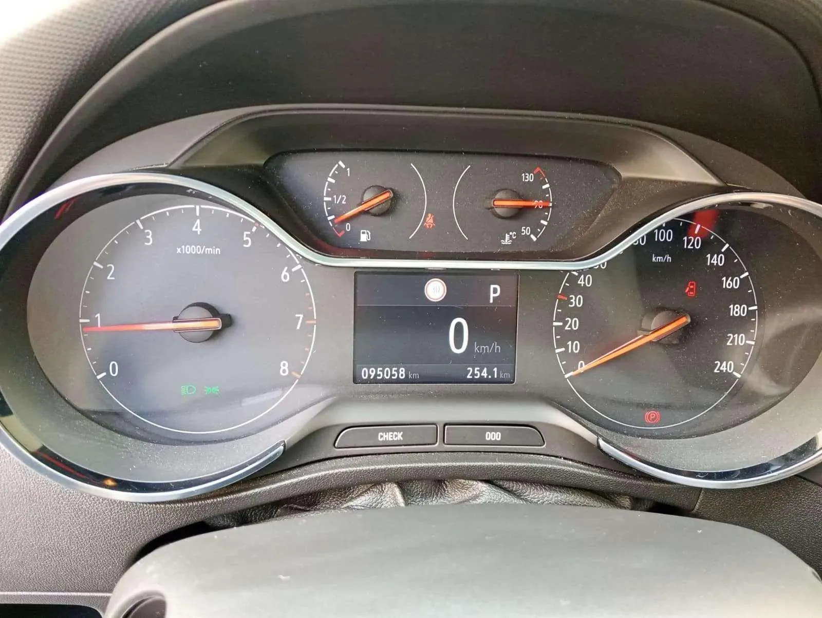 Opel Crossland 1.2 Elegance AT6 - foto 19