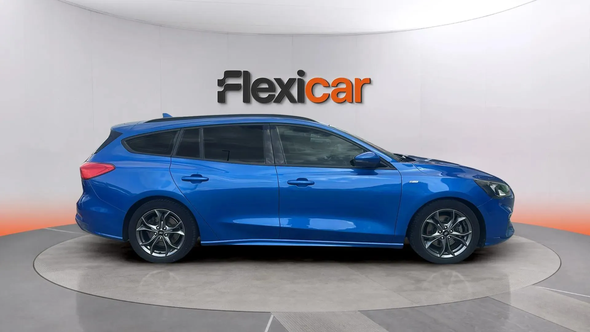 Ford Focus 2.0 EcoBlue ST-Line SportBr - foto 4