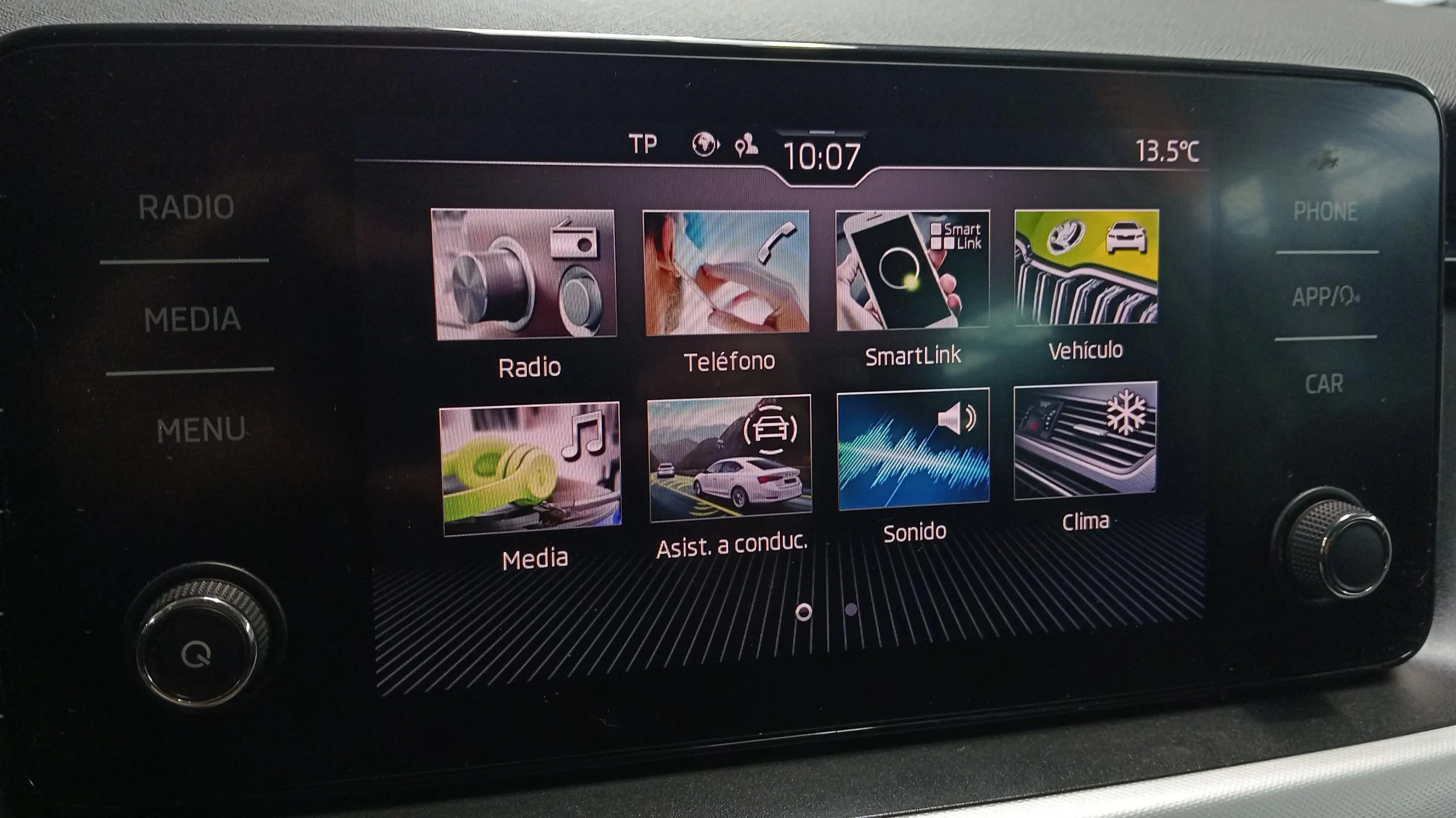 Škoda Kamiq 1.0 TSI Selection - foto 18