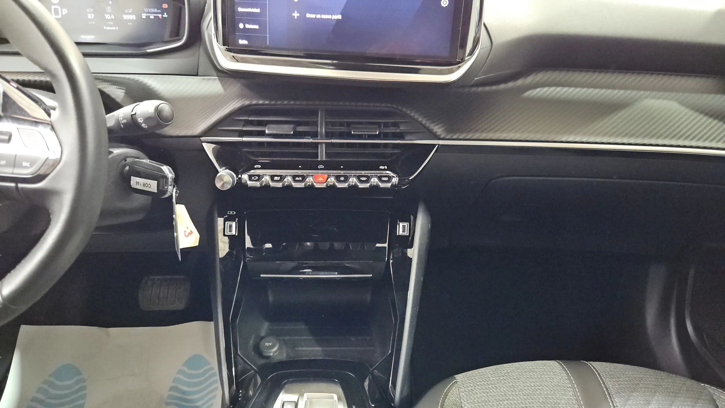 Peugeot 2008 Allure PureTech 130 EAT8 - foto 12
