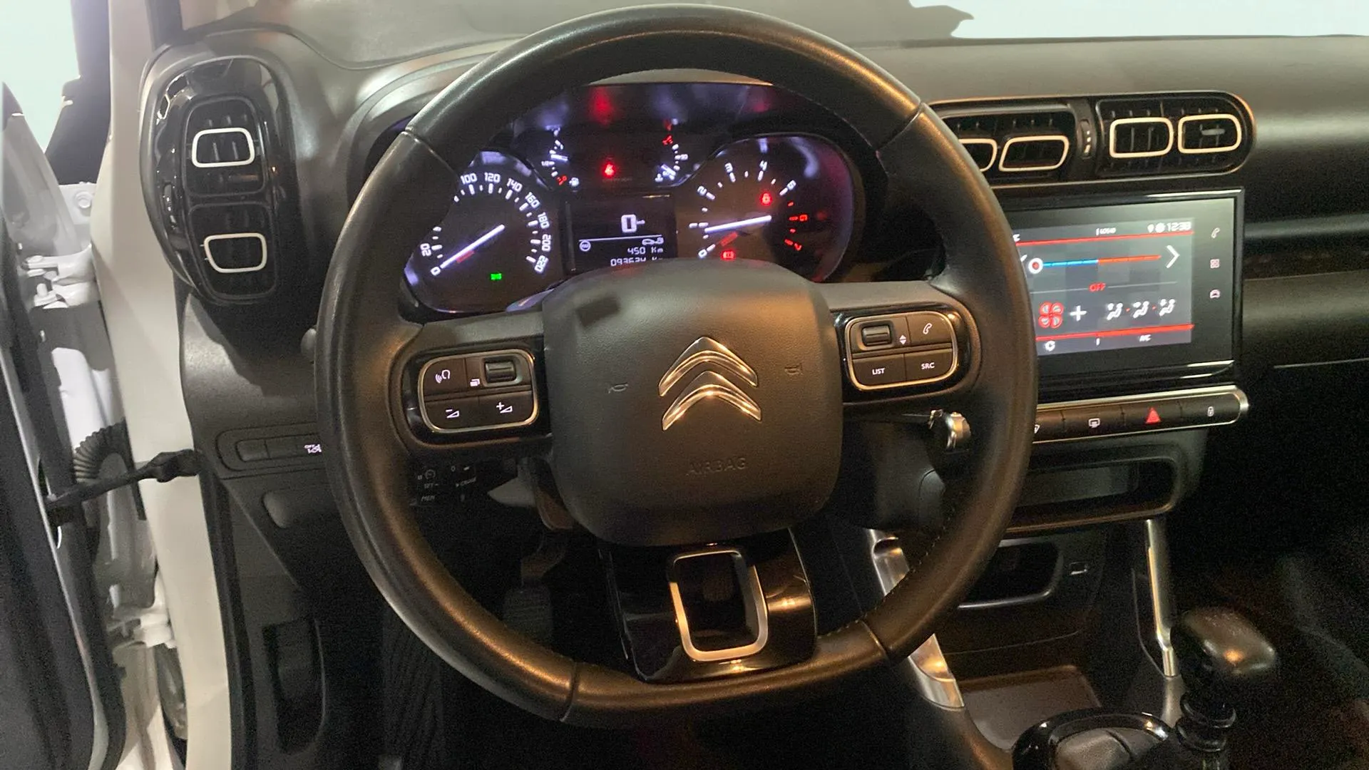 Citroën C3 Aircross PureTech BVM6 YOU - foto 9