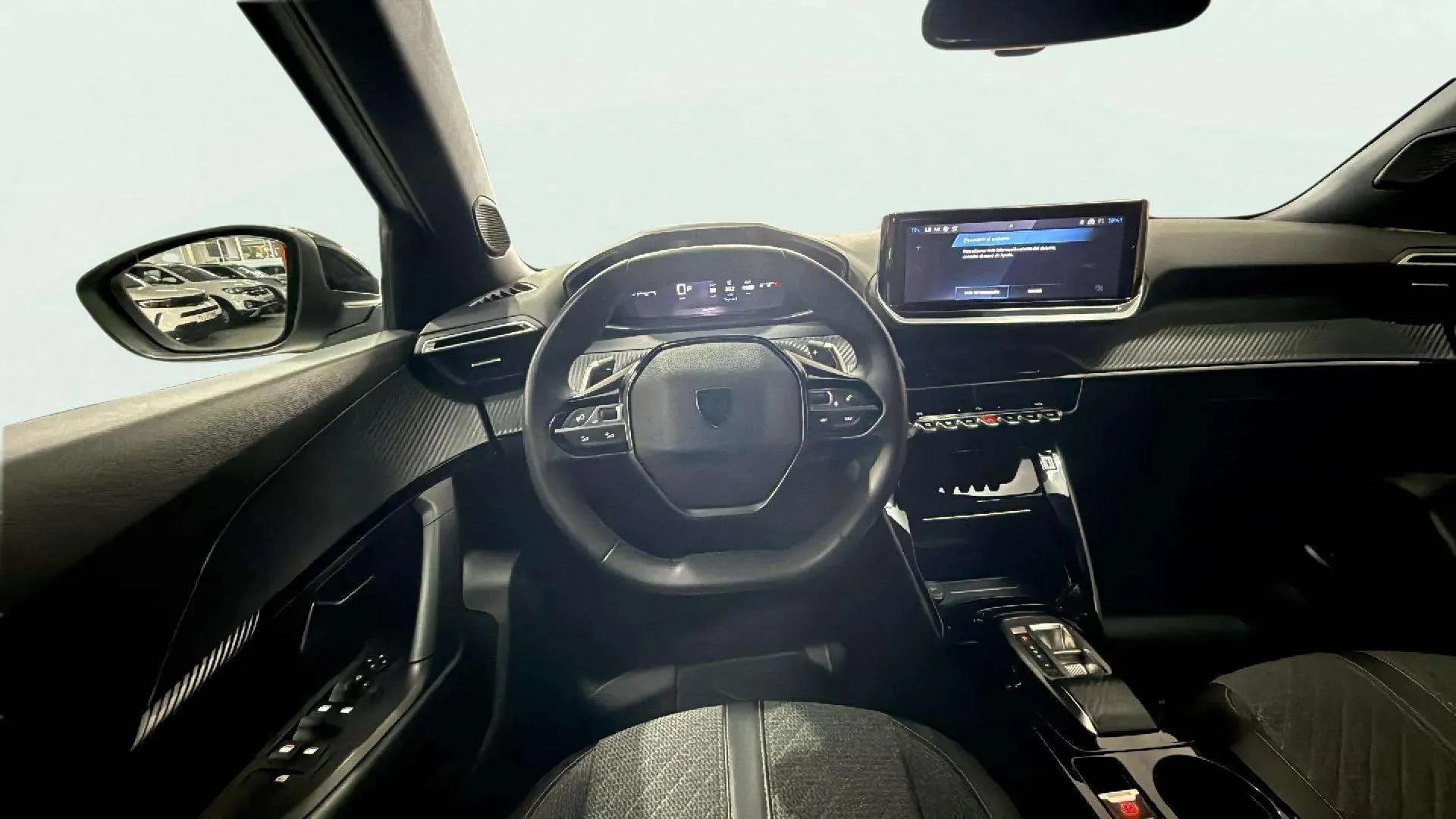 Peugeot 2008 Allure PureTech 130 EAT8 - foto 11