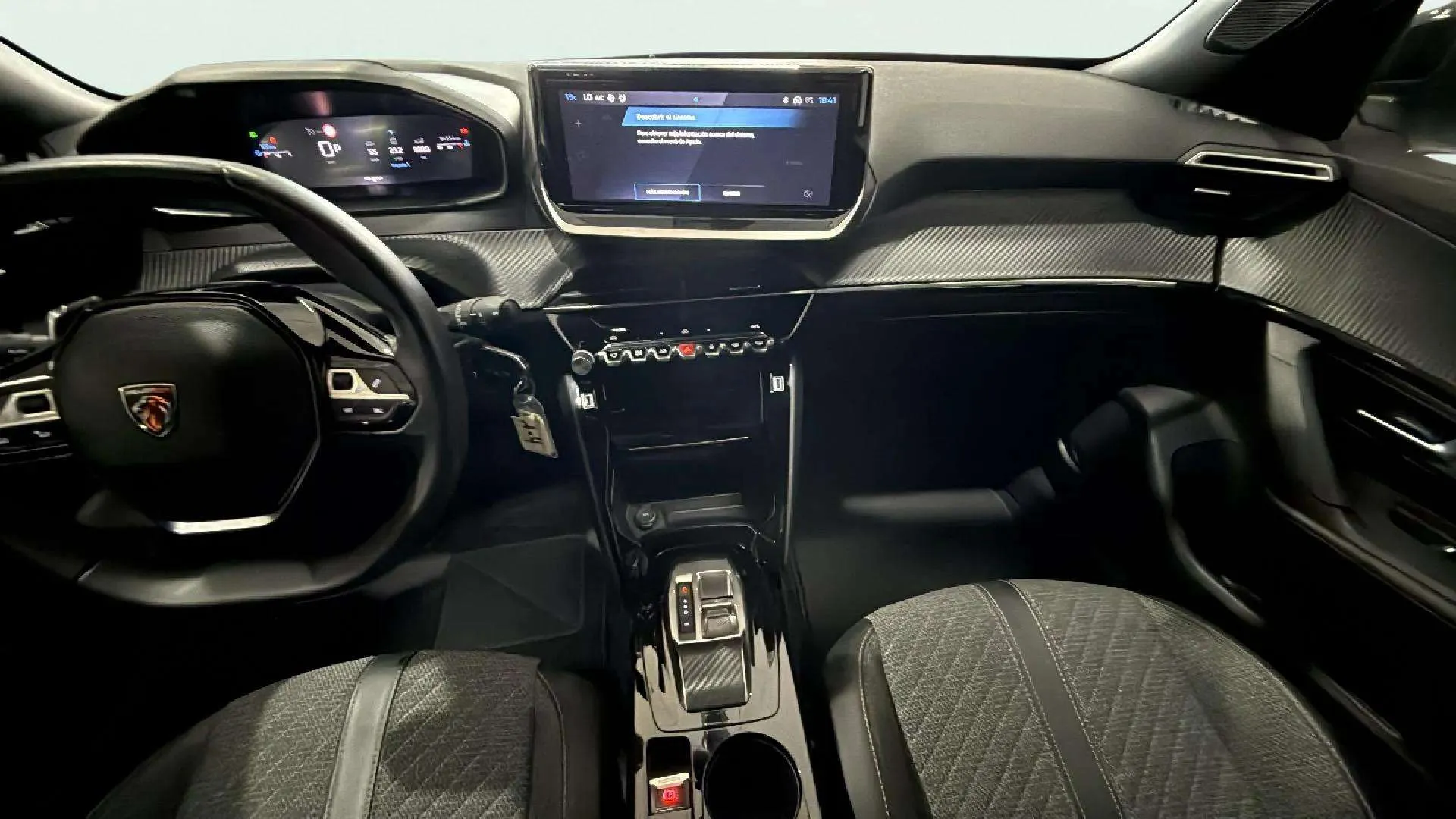 Peugeot 2008 Allure PureTech 130 EAT8 - foto 10