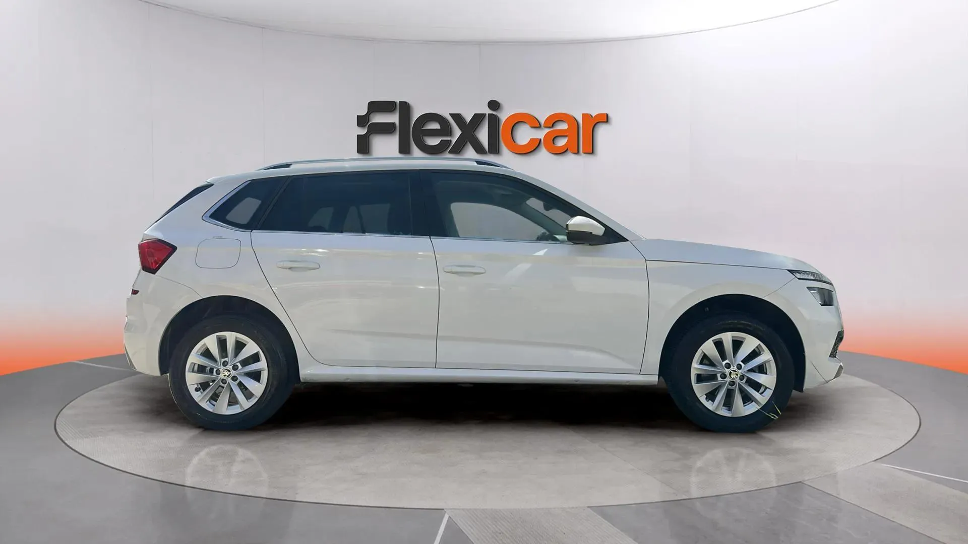 Škoda Kamiq 1.0 TSI Ambition - foto 8