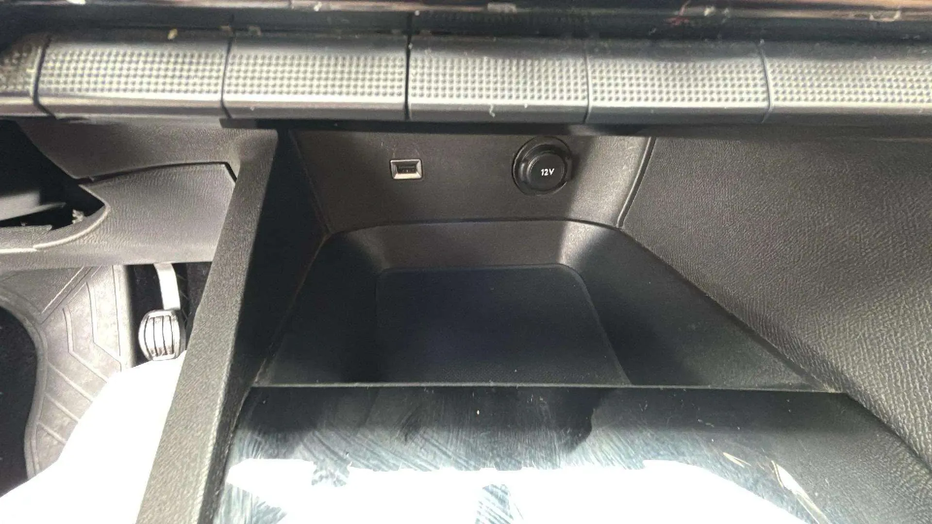 Peugeot 5008 1.2 PureTech Allure Pack - foto 31