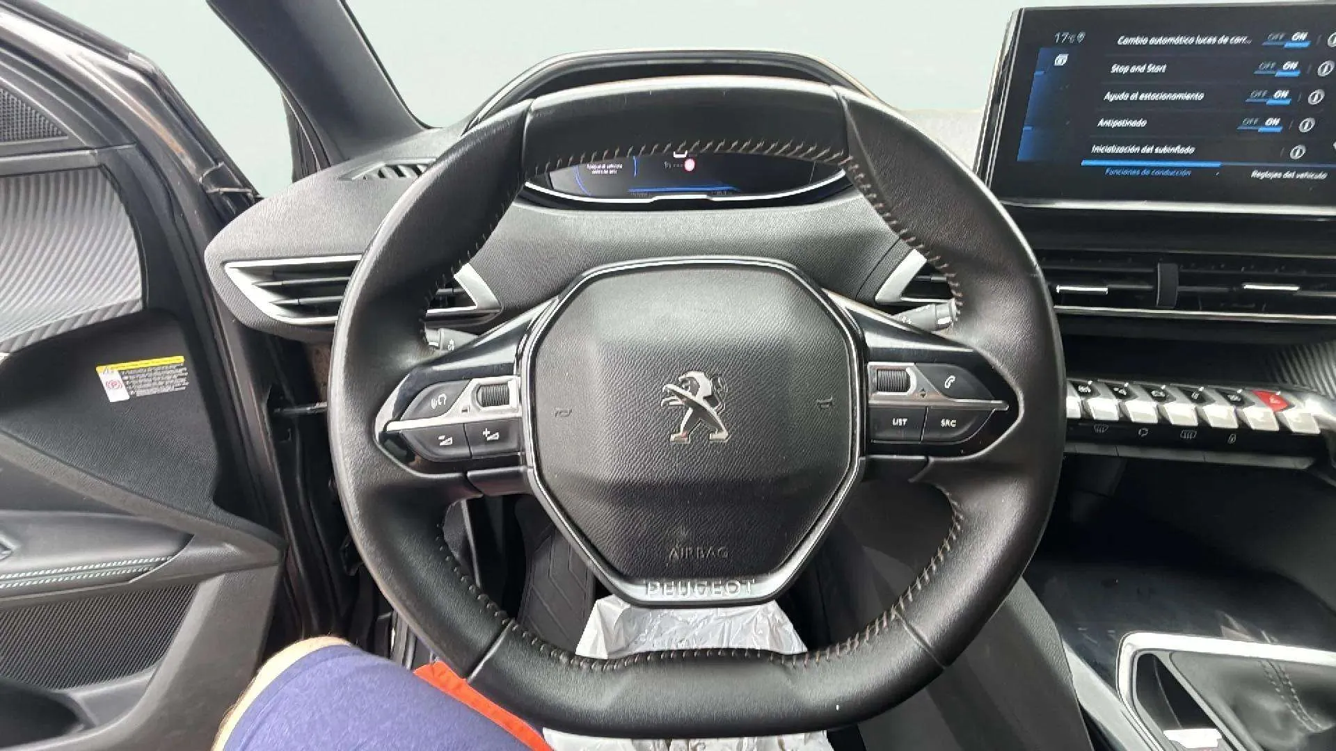 Peugeot 5008 1.2 PureTech Allure Pack - foto 17