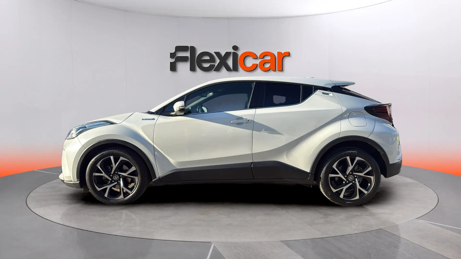 Toyota C-HR 1.8 125H Active - foto 10