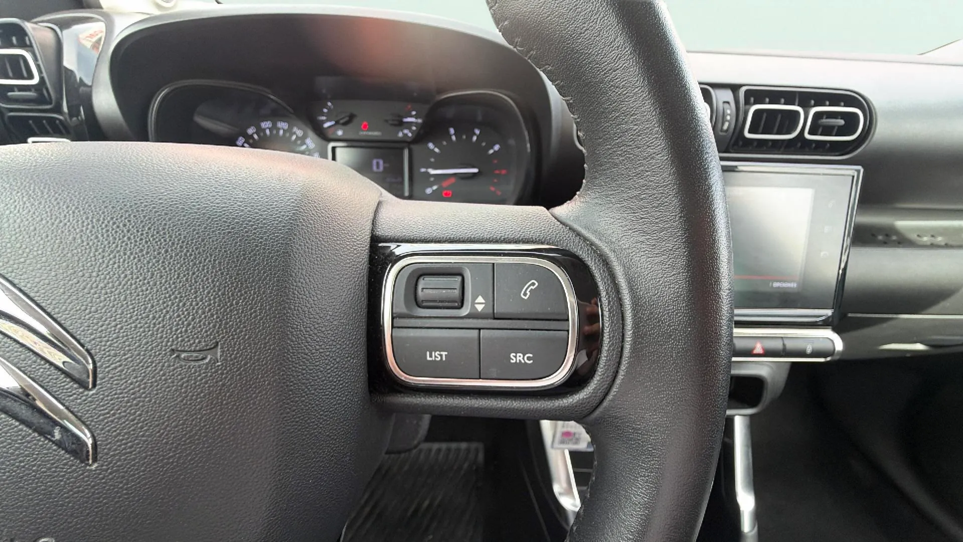 Citroën C3 Aircross PureTech BVM6 YOU - foto 19