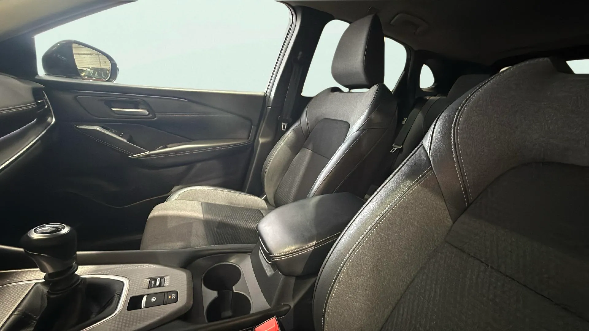 Nissan Qashqai DIG-T N-Connecta - foto 7