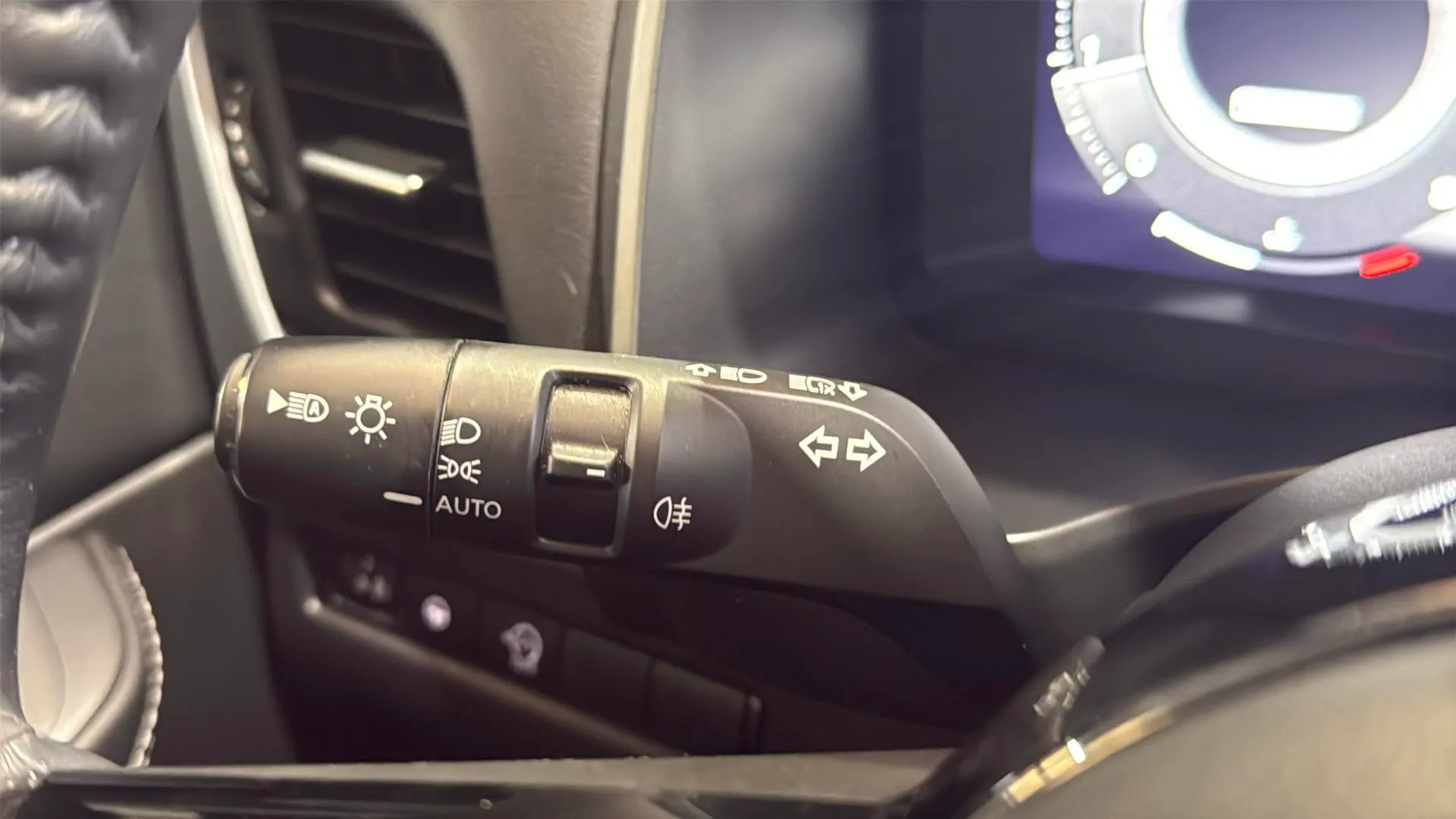 Nissan Qashqai DIG-T N-Connecta - foto 29