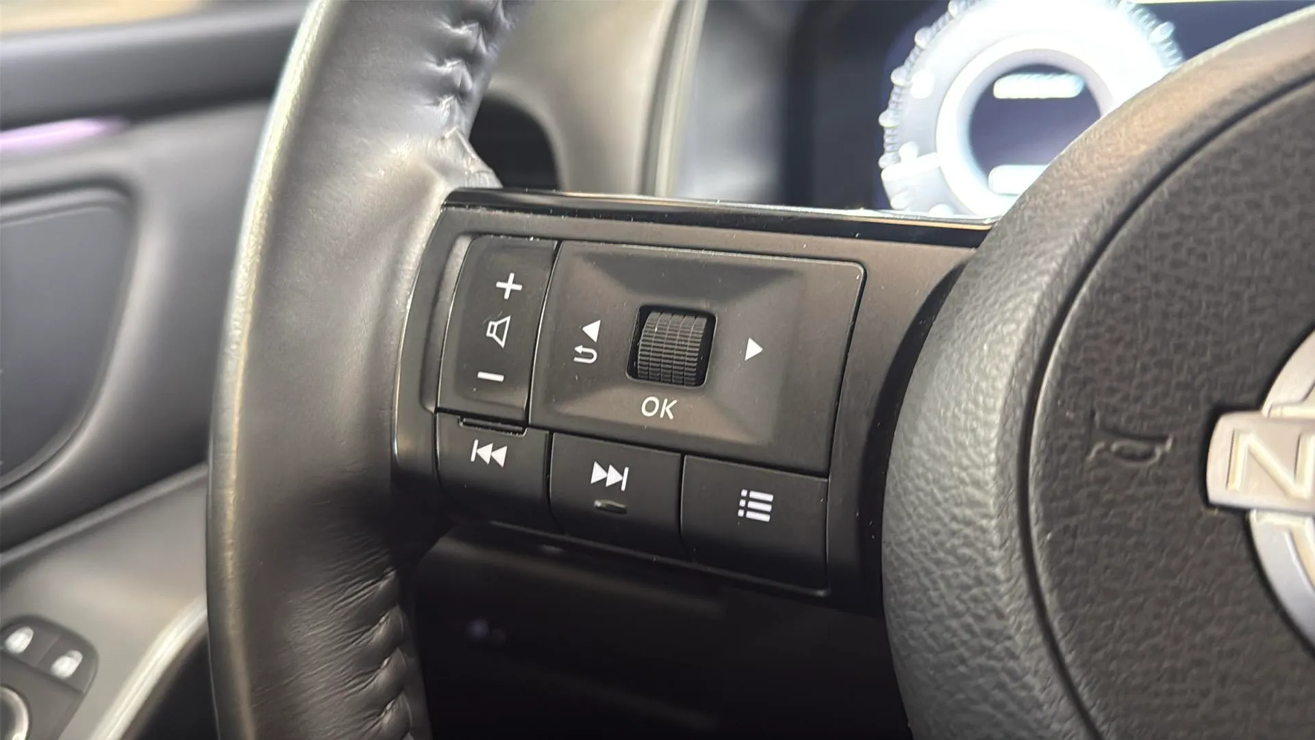 Nissan Qashqai DIG-T N-Connecta - foto 15