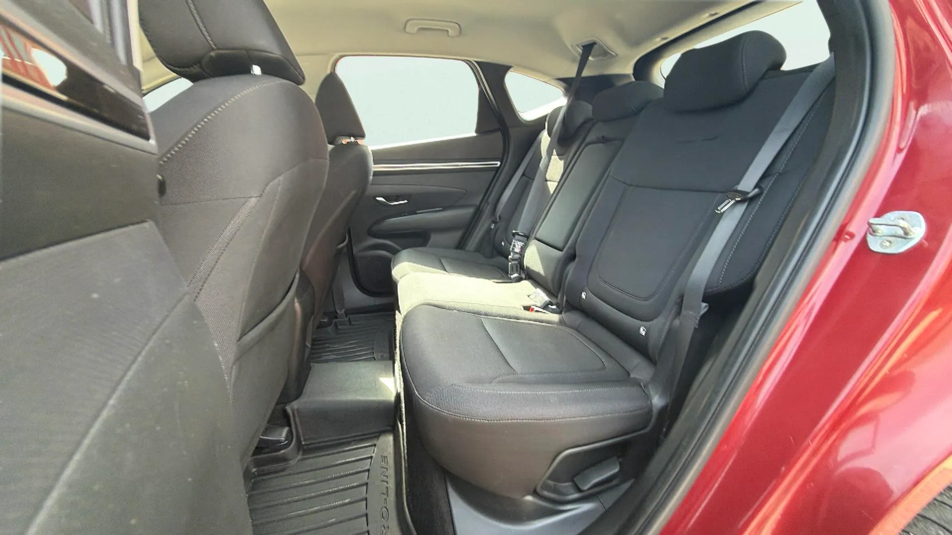 Hyundai Tucson 1.6 T-GDi Klass Safe - foto 20