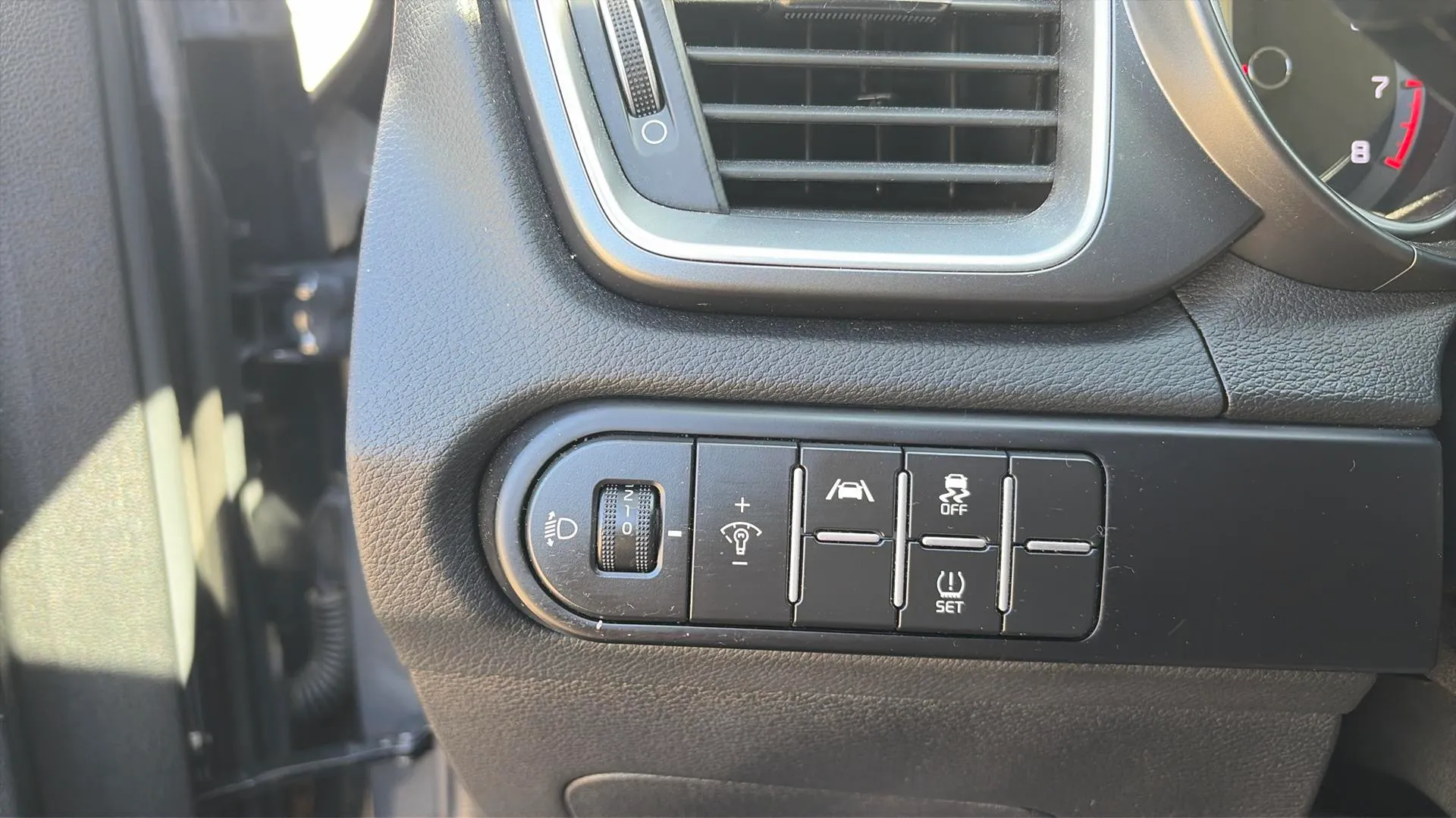 Kia XCeed 1.0 T-GDi Drive - foto 23