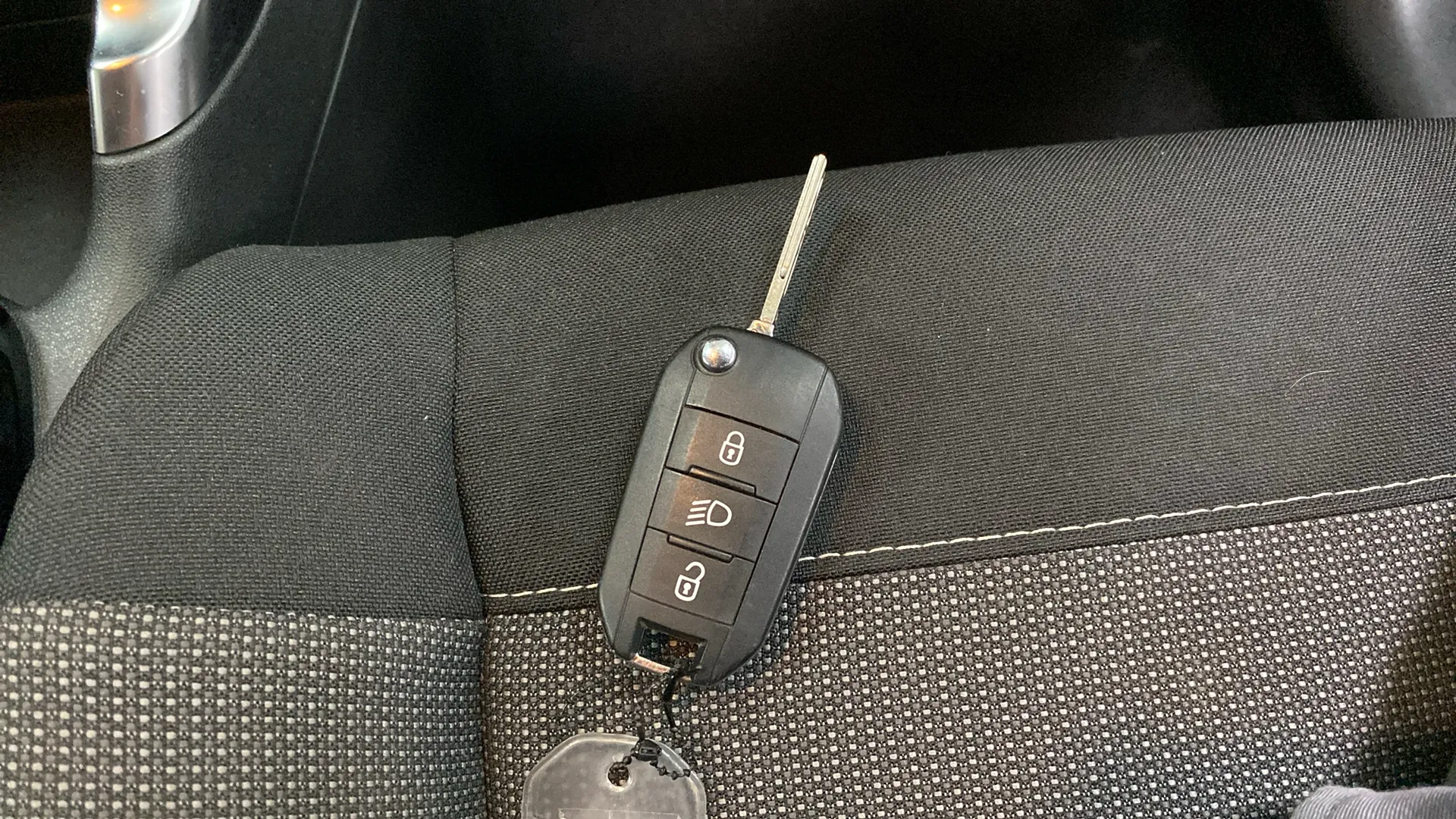 Citroën C3 Aircross PureTech BVM6 YOU - foto 15