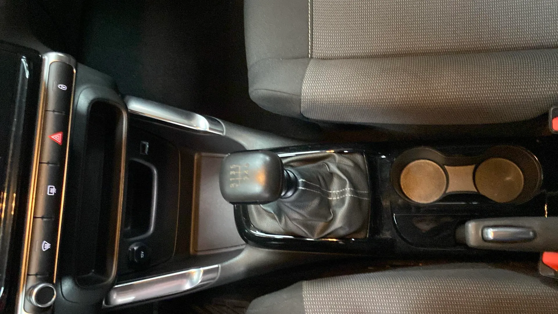 Citroën C3 Aircross PureTech BVM6 YOU - foto 13