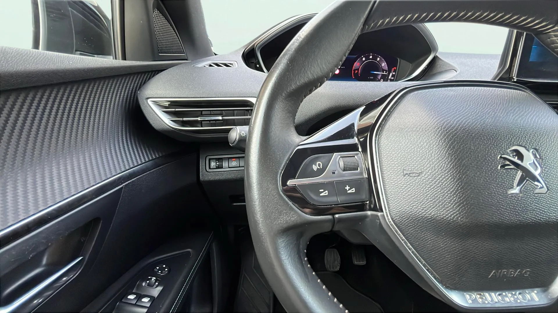 Peugeot 5008 1.2 PureTech Allure Pack - foto 22