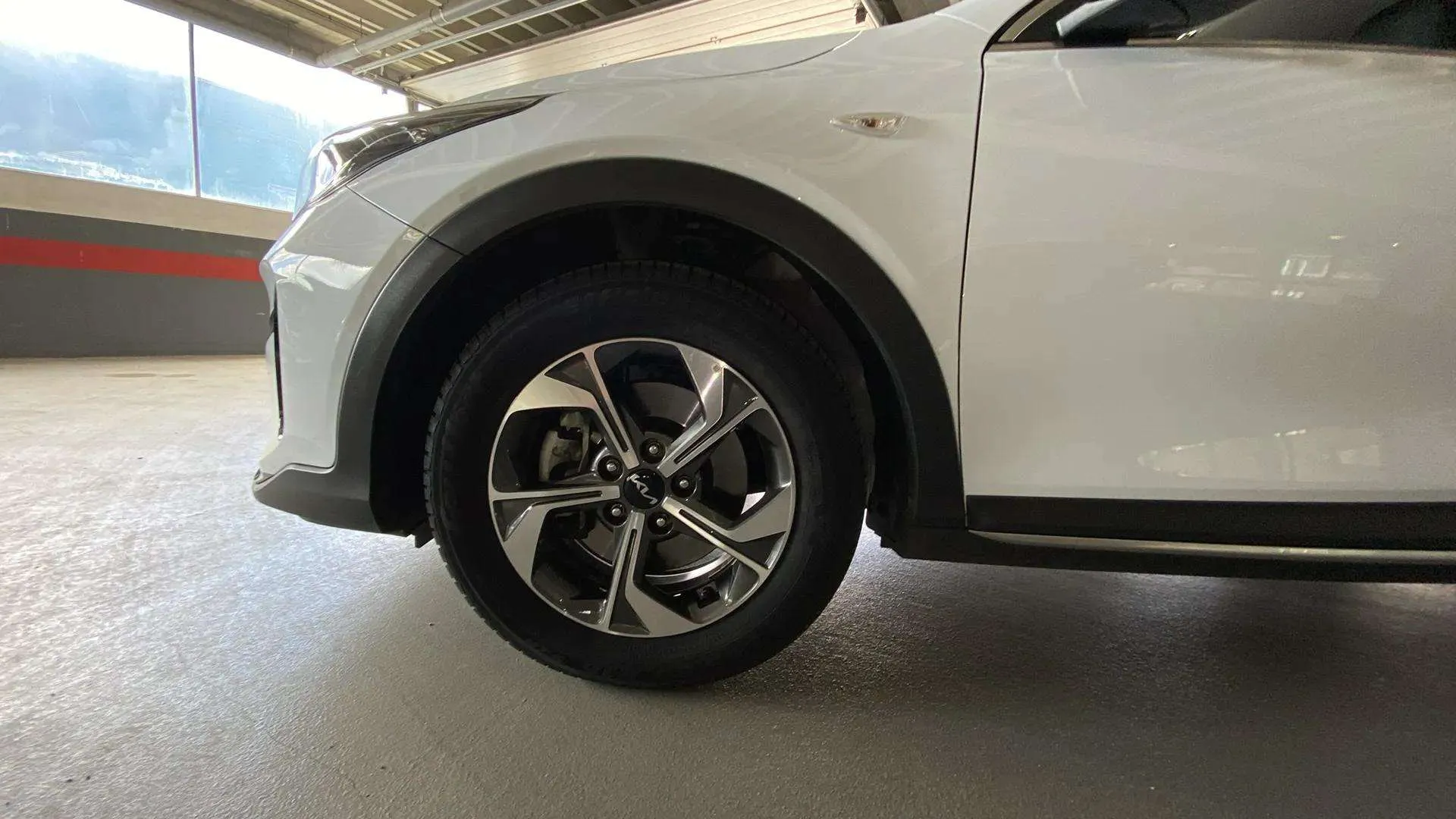 Kia XCeed 1.0 T-GDi Drive - foto 17