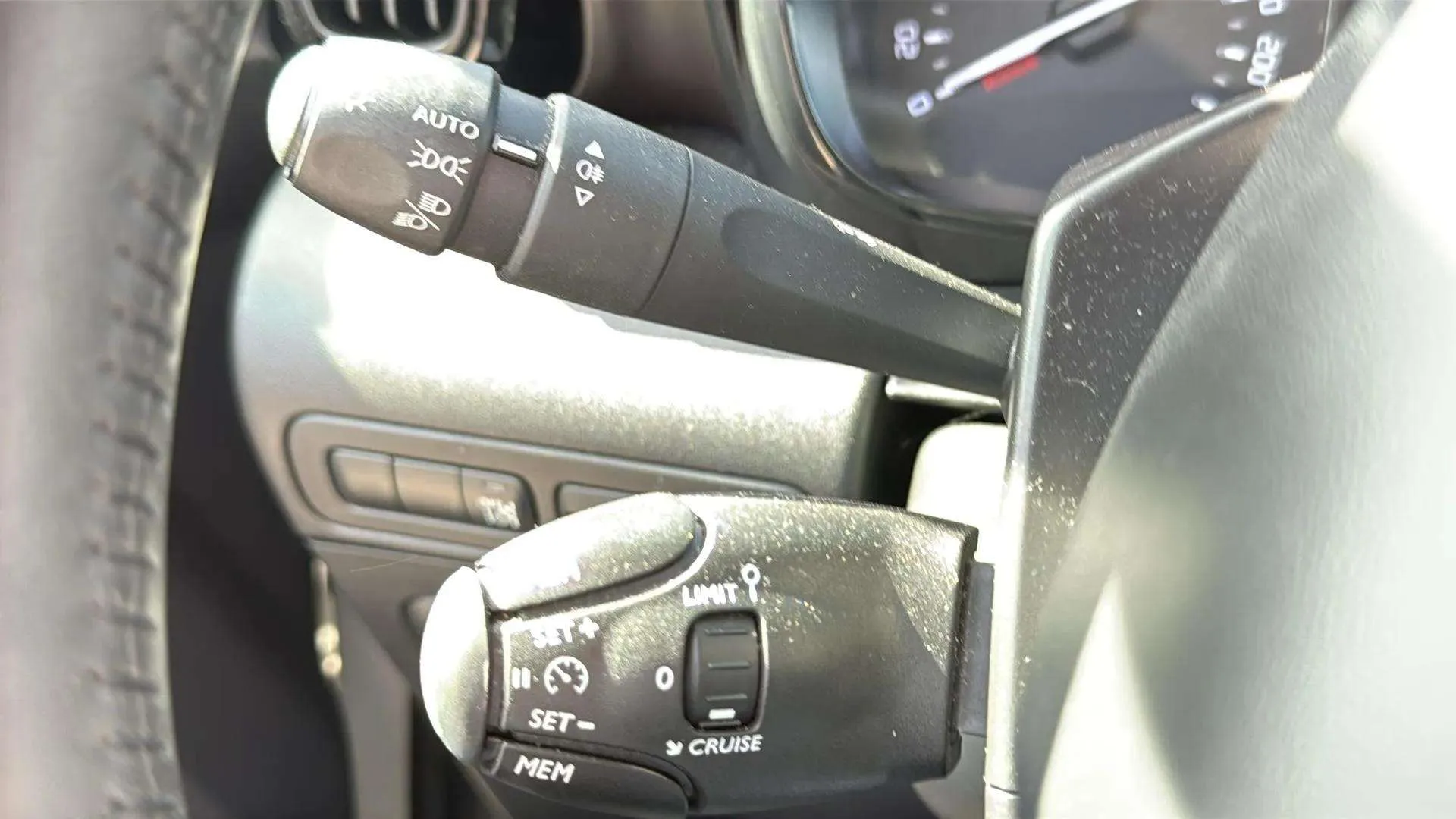 Citroën C3 Aircross PureTech BVM6 YOU - foto 19