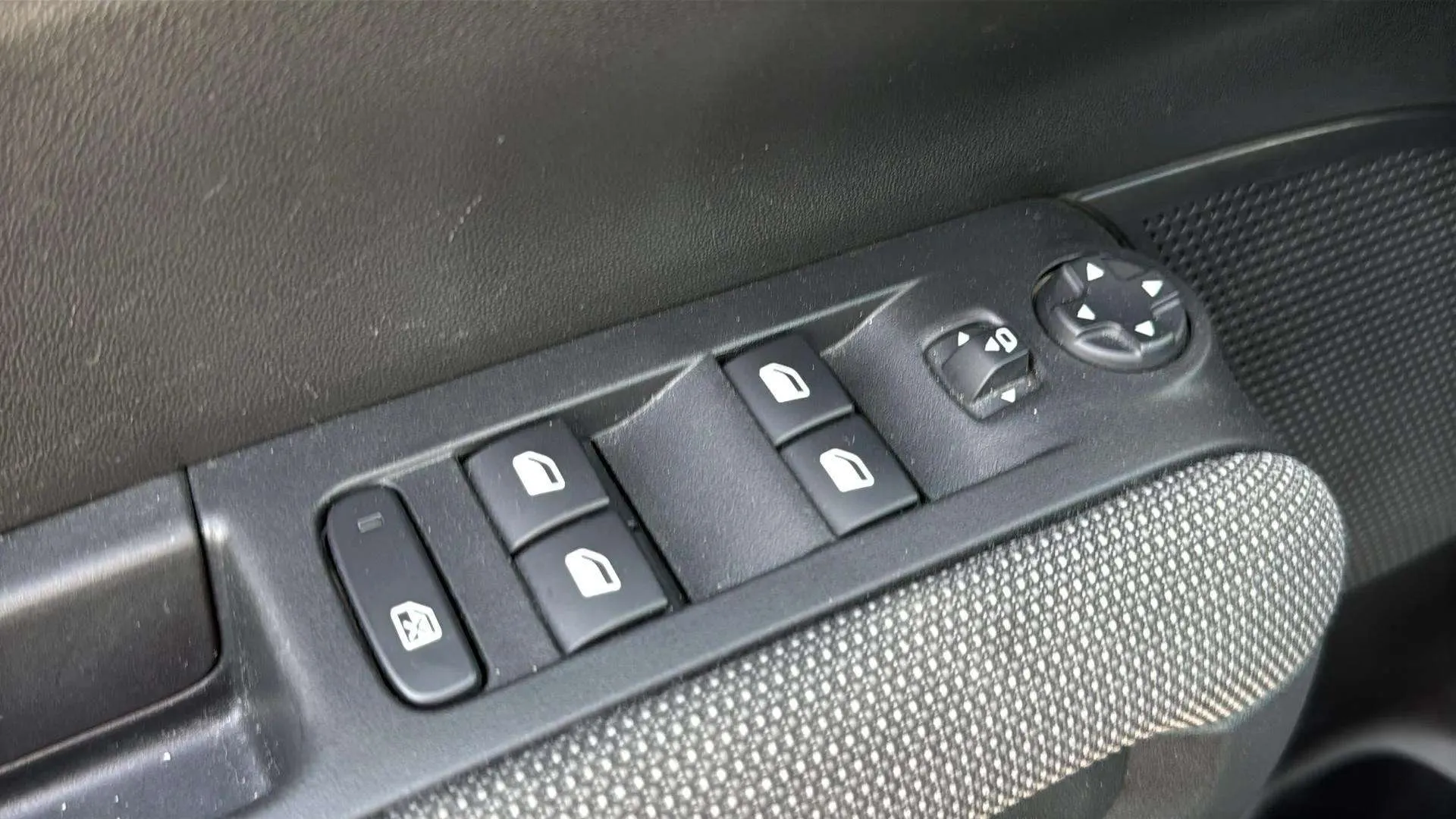 Citroën C3 Aircross PureTech BVM6 YOU - foto 18