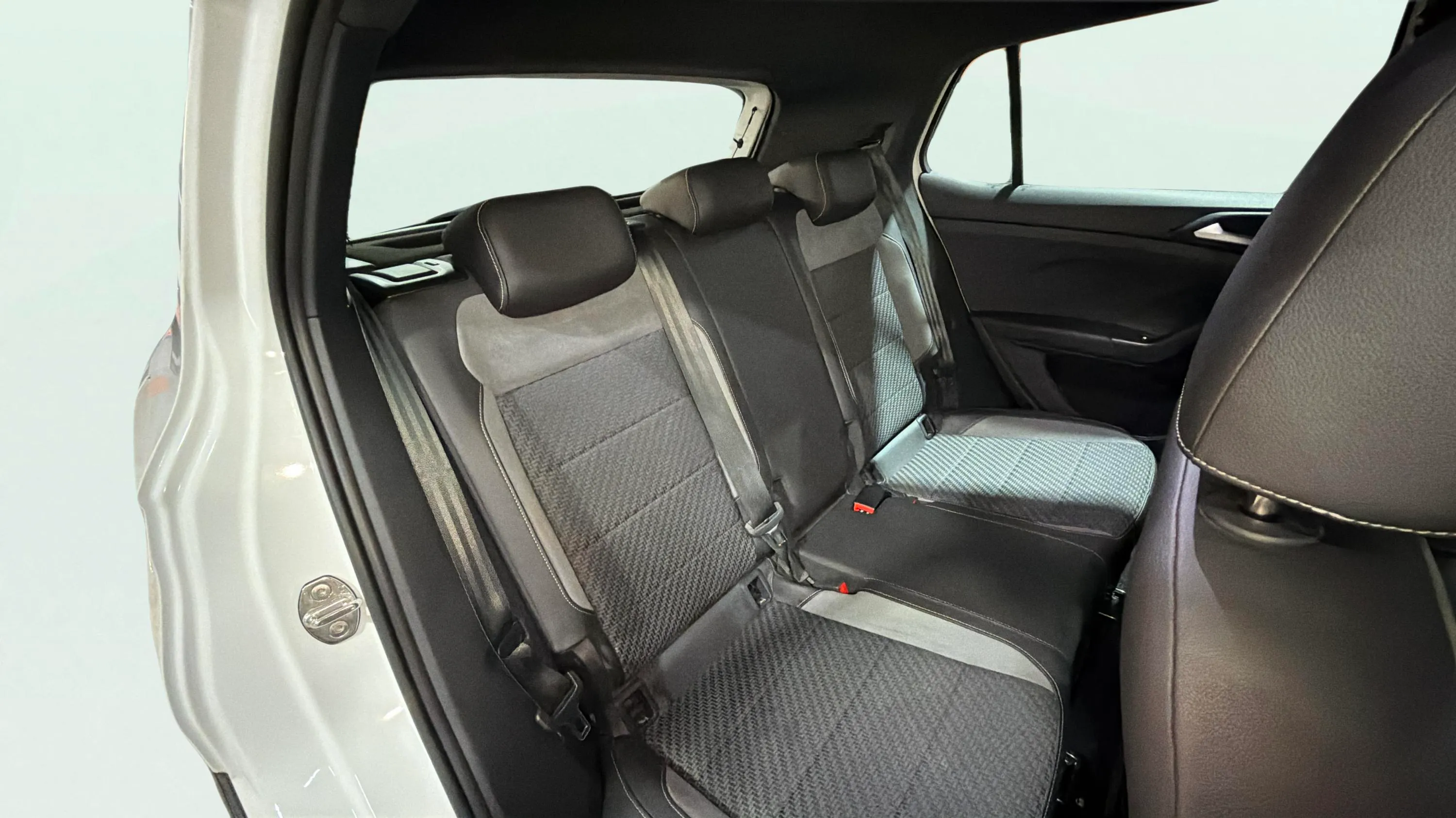 Volkswagen T-Cross Sport 1.0 TSI - foto 17