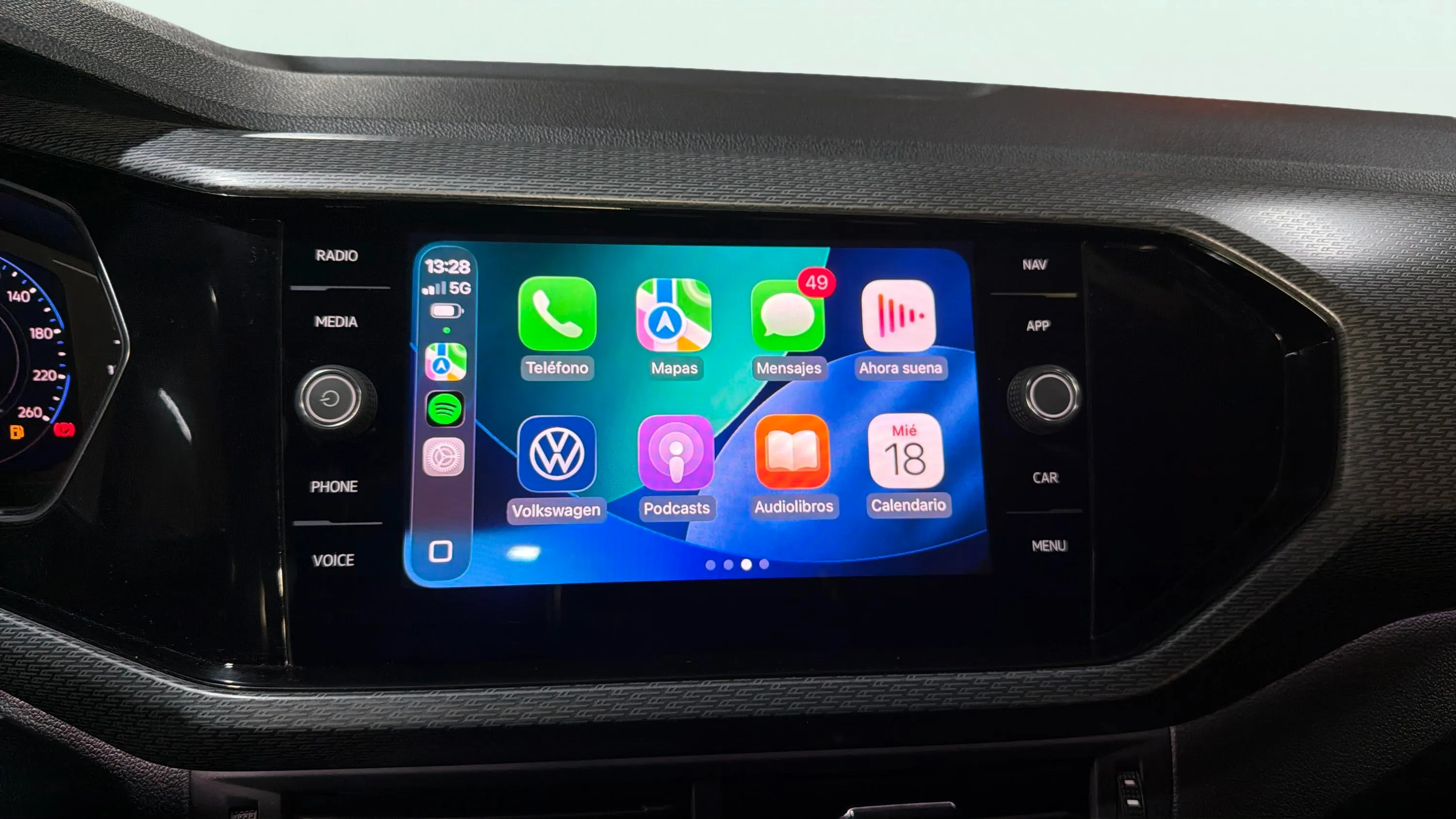 Volkswagen T-Cross Sport 1.0 TSI - foto 15