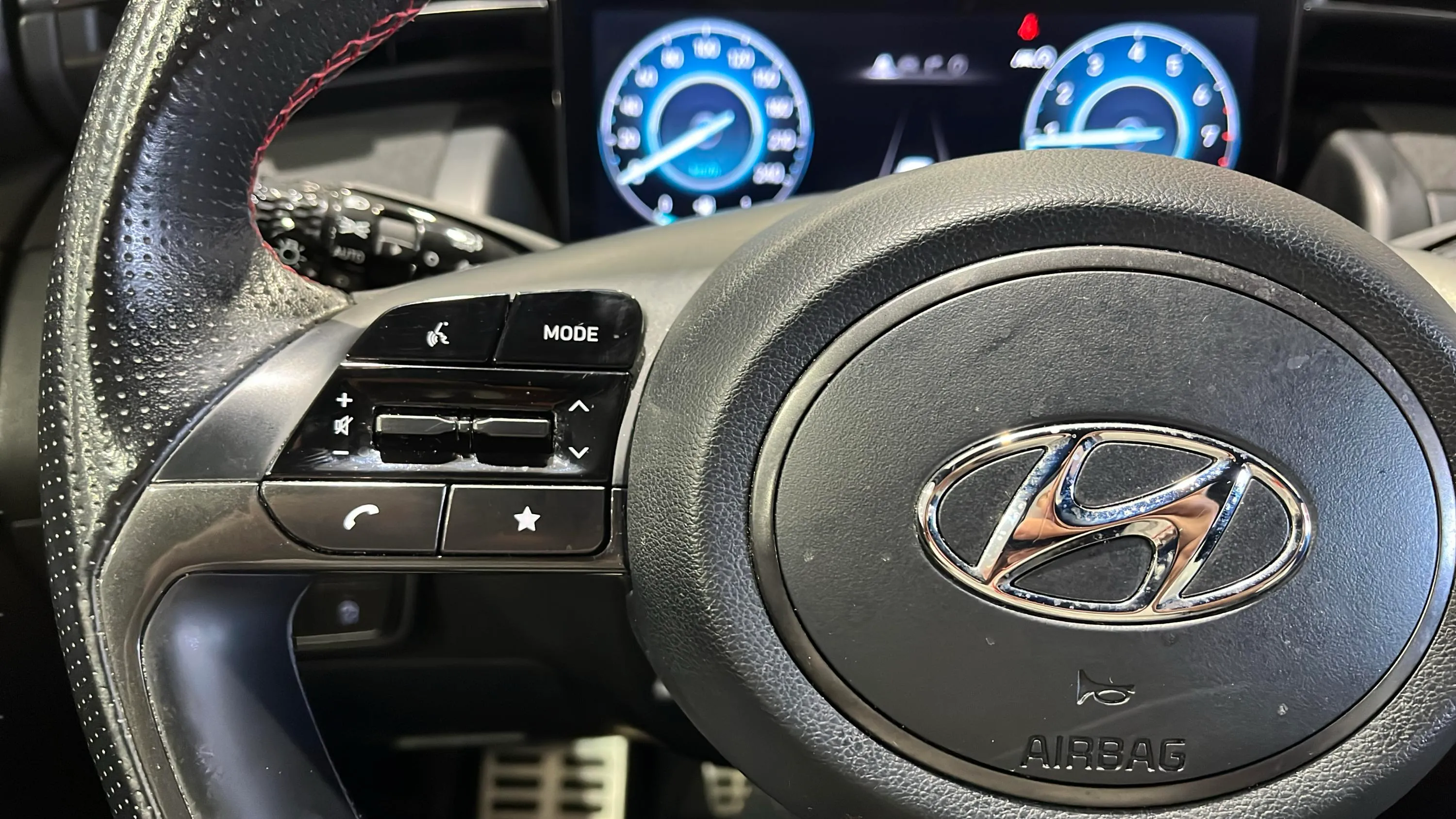 Hyundai Tucson 1.6 T-GDi N Line 30 Anivers - foto 16