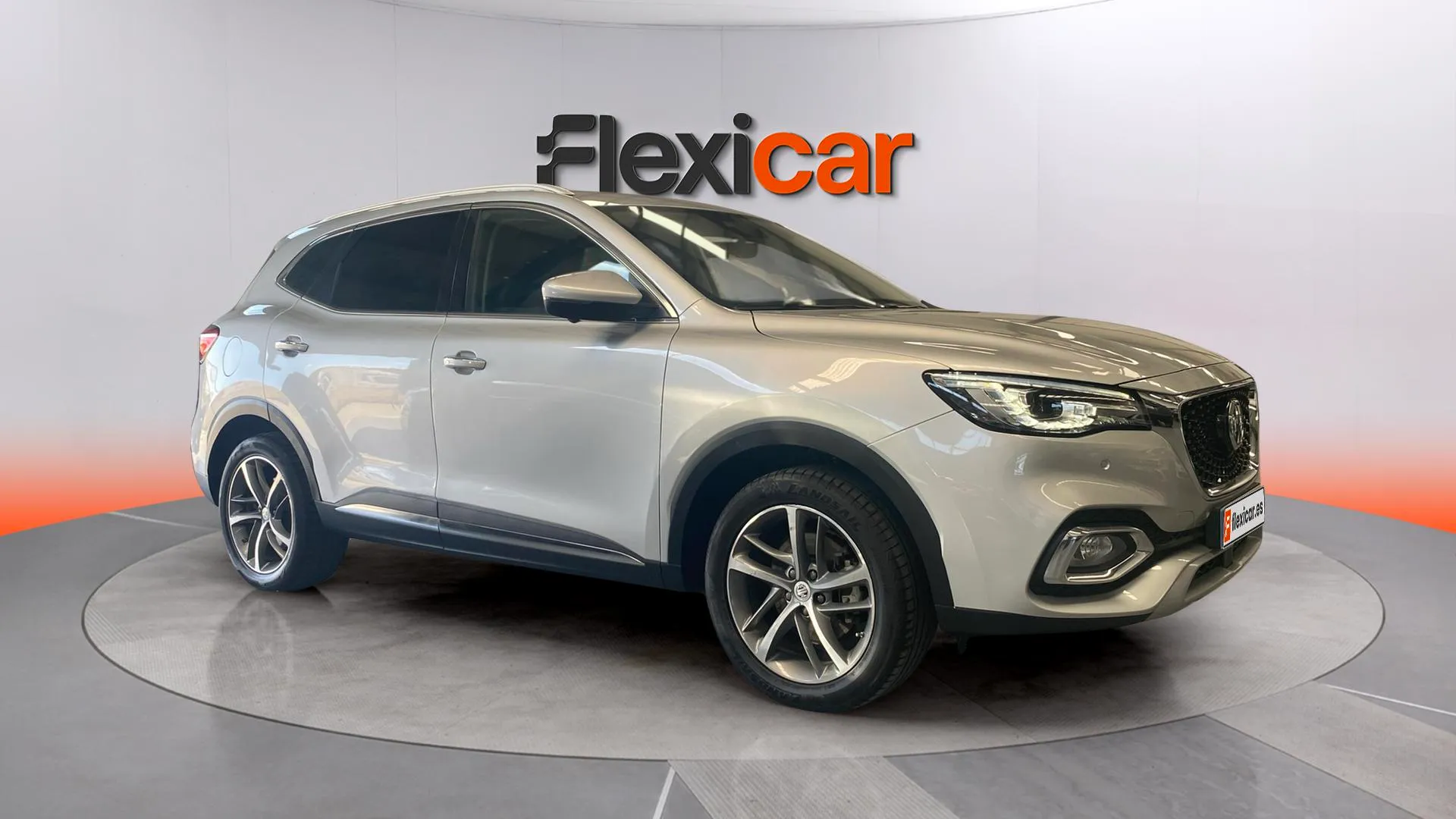 MG HS 1.5T-GDI PHEV Comfort - foto 1