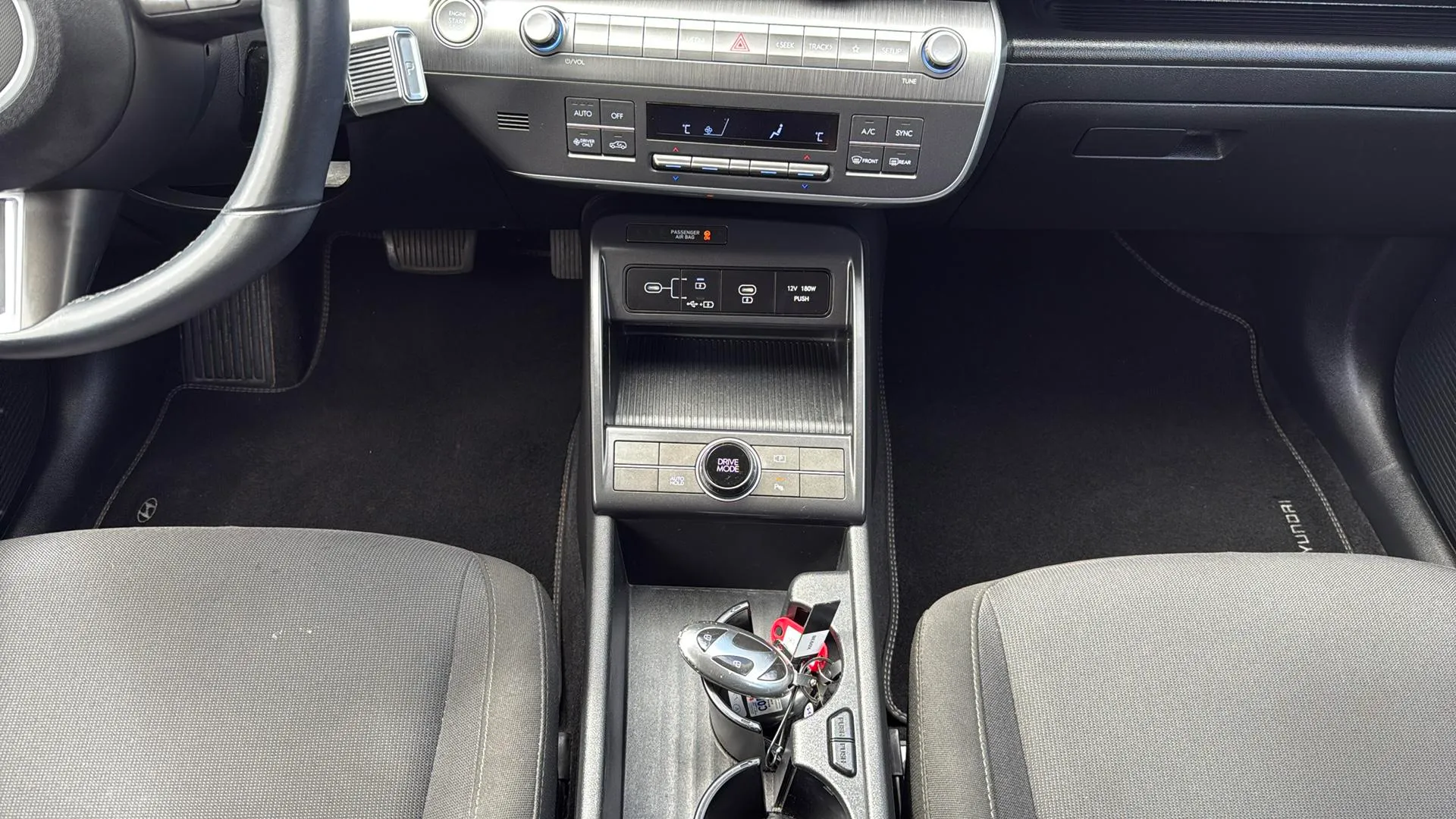 Hyundai Kona 1.6 GDI HEV Maxx DCT - foto 13