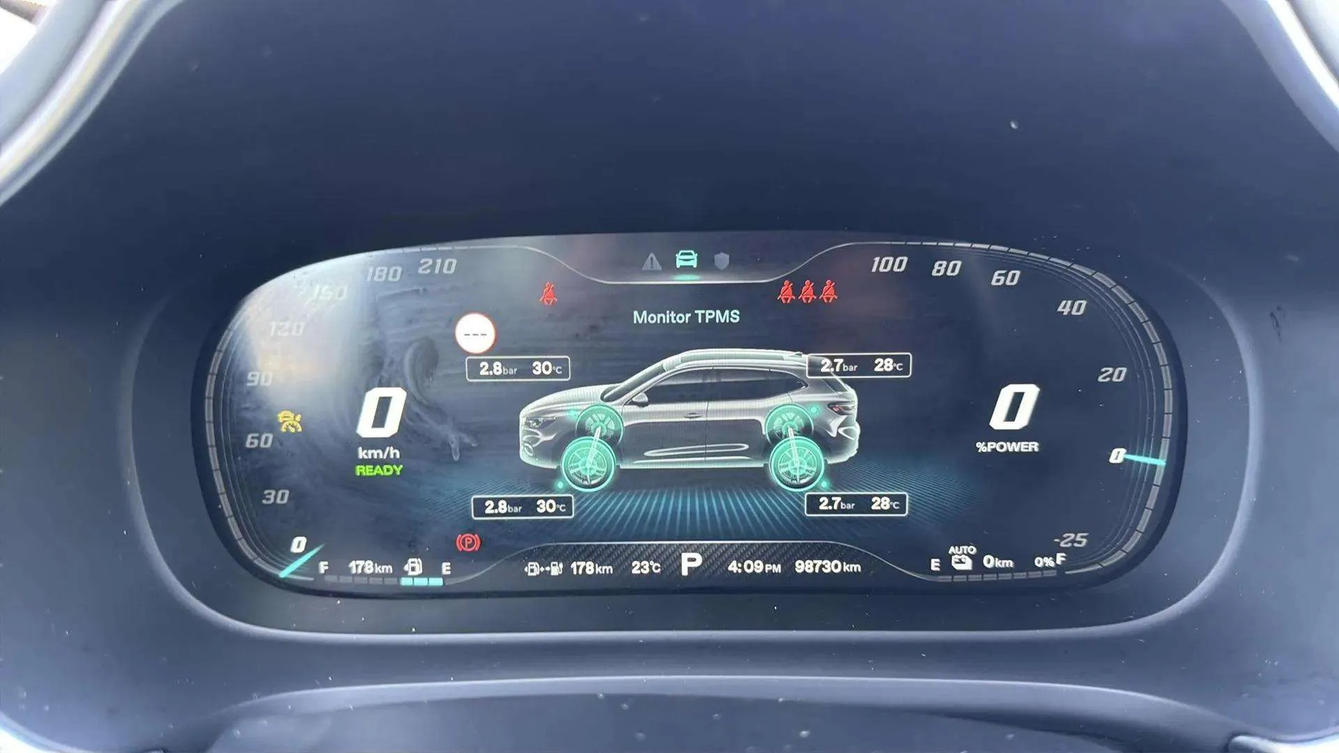 MG HS 1.5T-GDI PHEV Luxury - foto 13