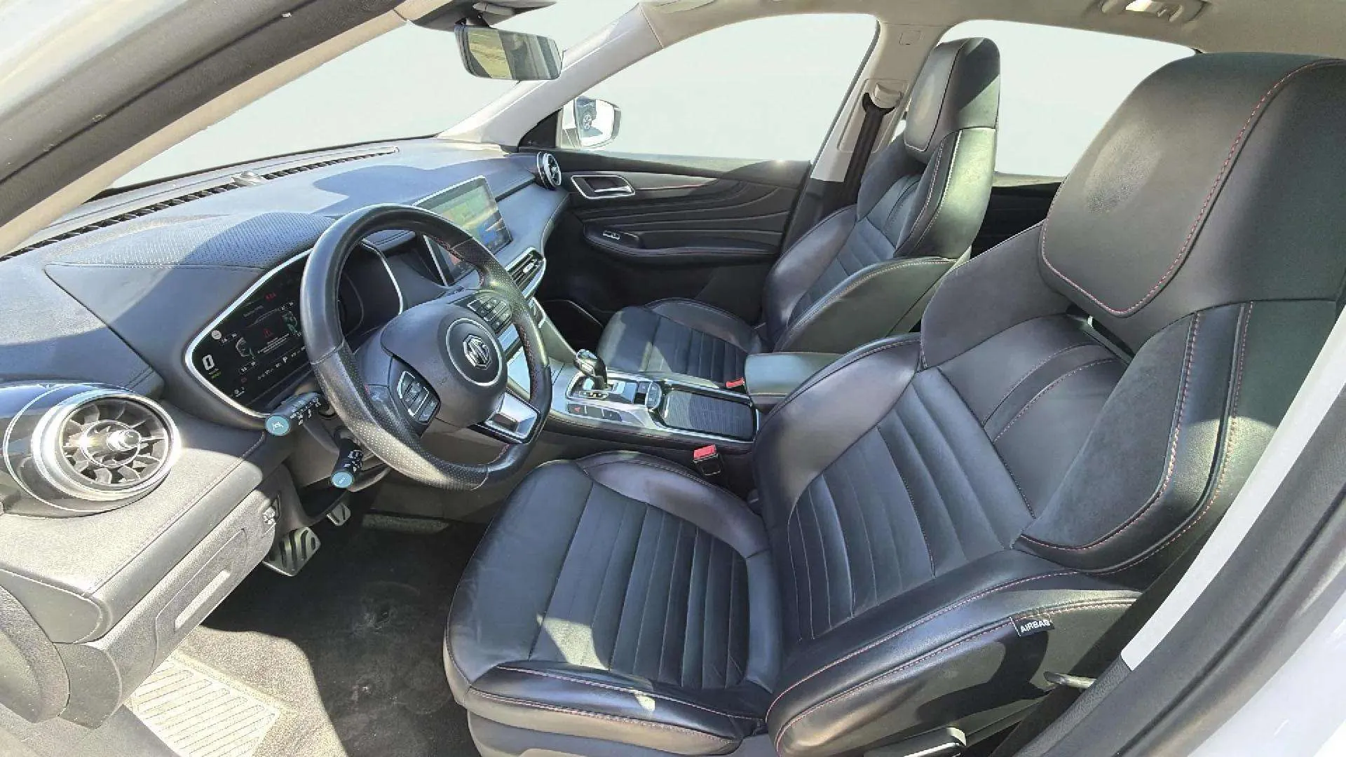 MG HS 1.5T-GDI PHEV Luxury - foto 9