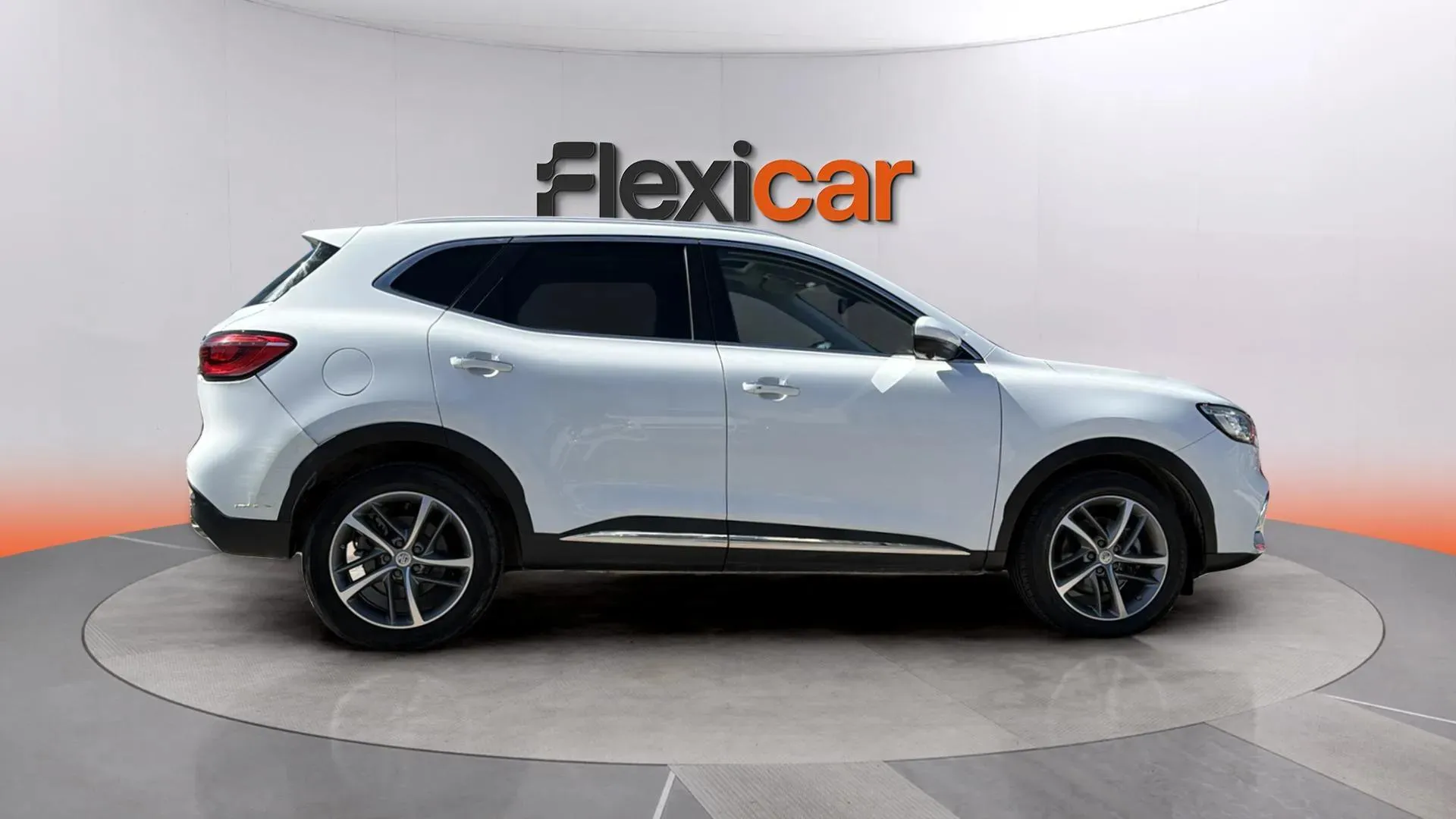 MG HS 1.5T-GDI PHEV Luxury - foto 8