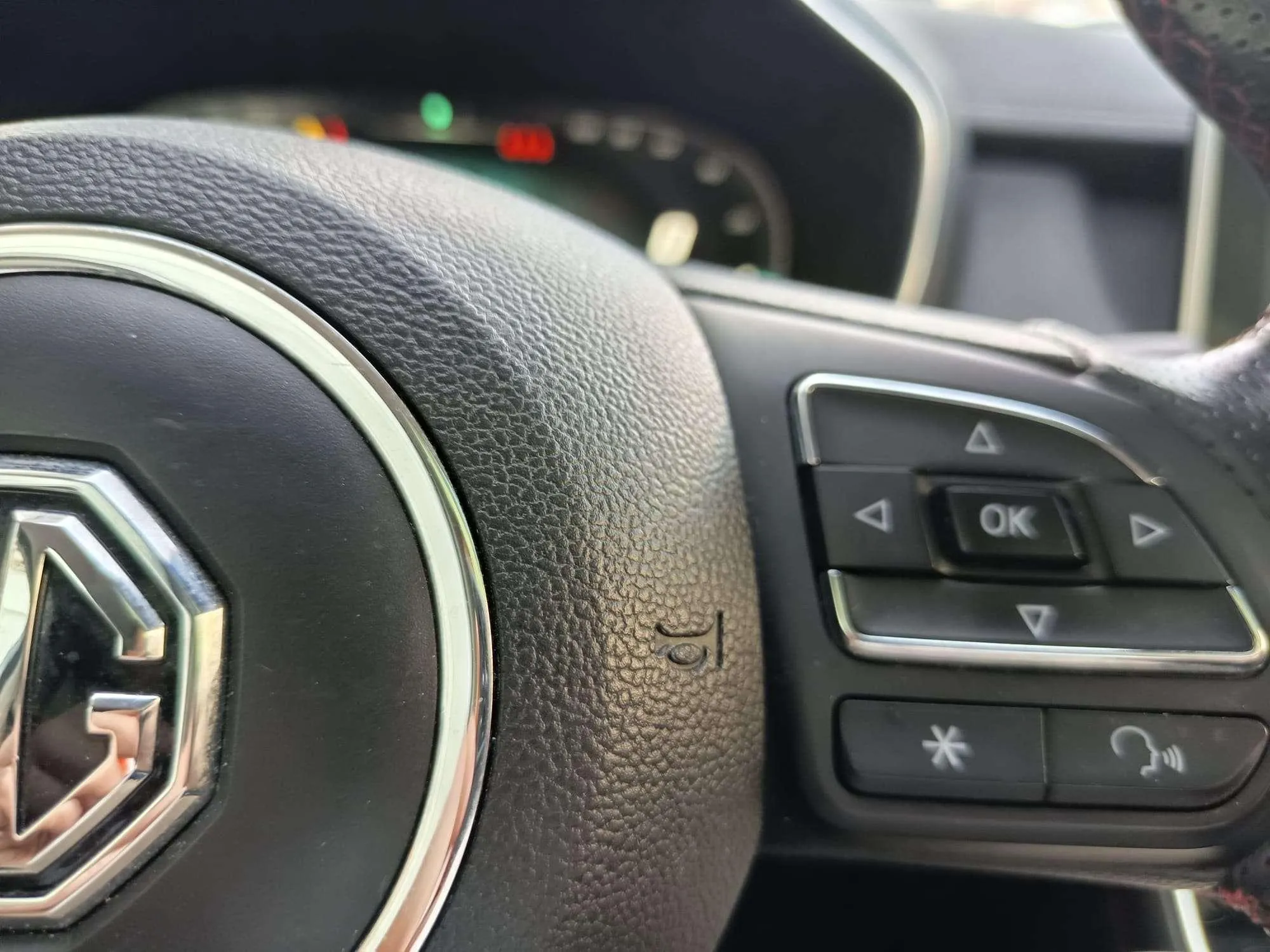 MG HS 1.5T-GDI PHEV Comfort - foto 15
