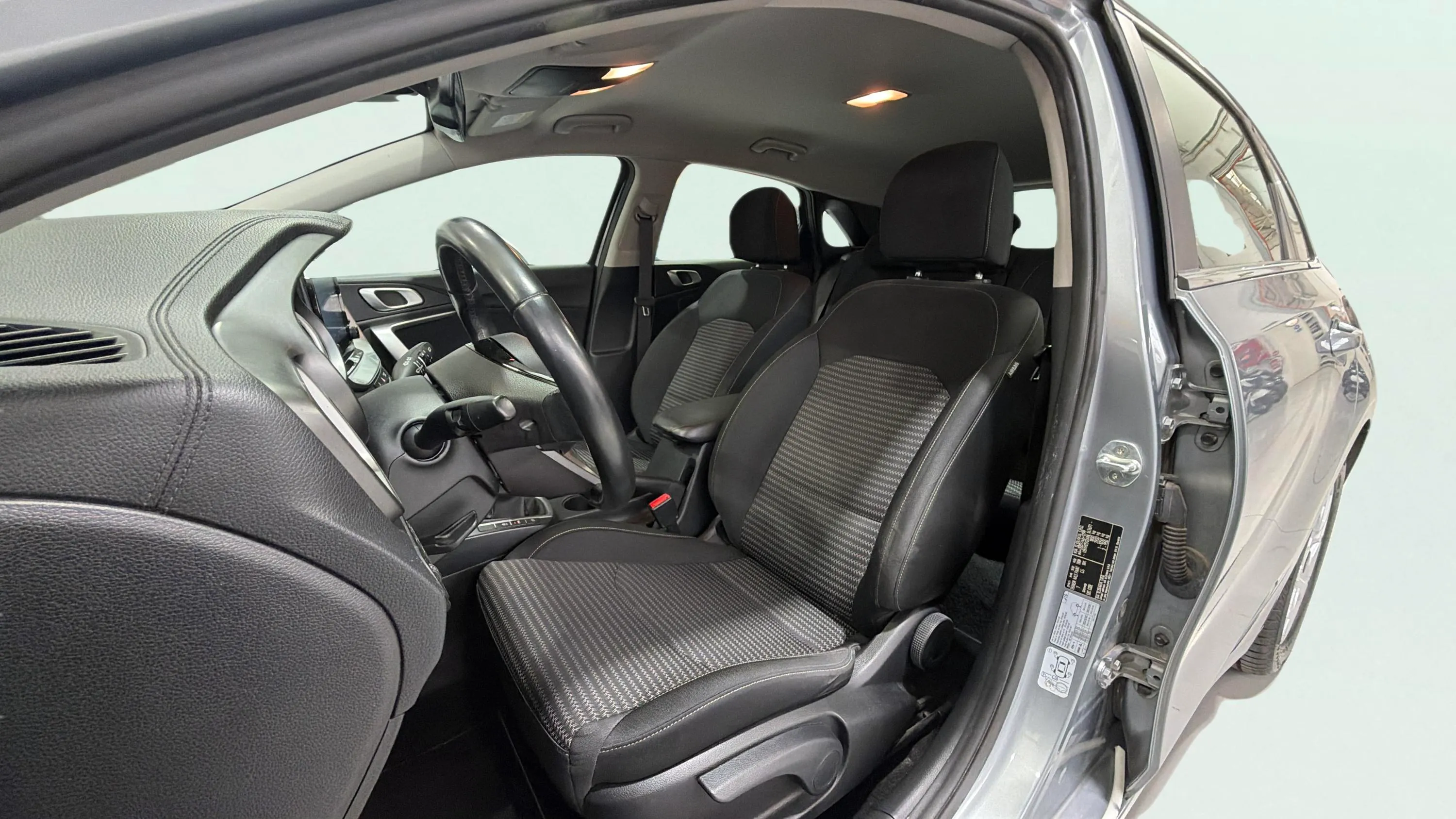 Kia Ceed 1.0 T-GDi Drive - foto 25