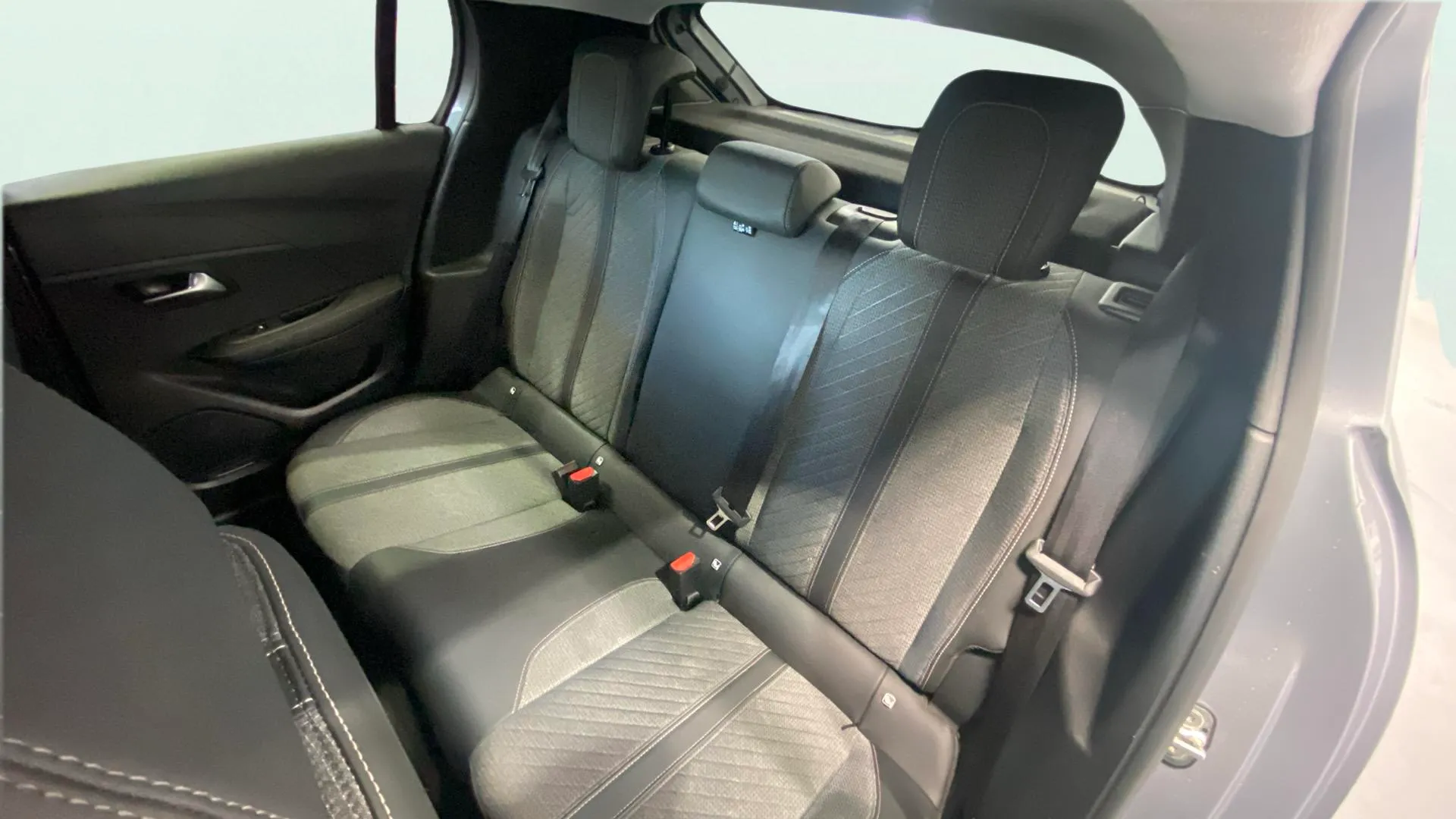 Peugeot 208 Allure Gasolina 100 - foto 15