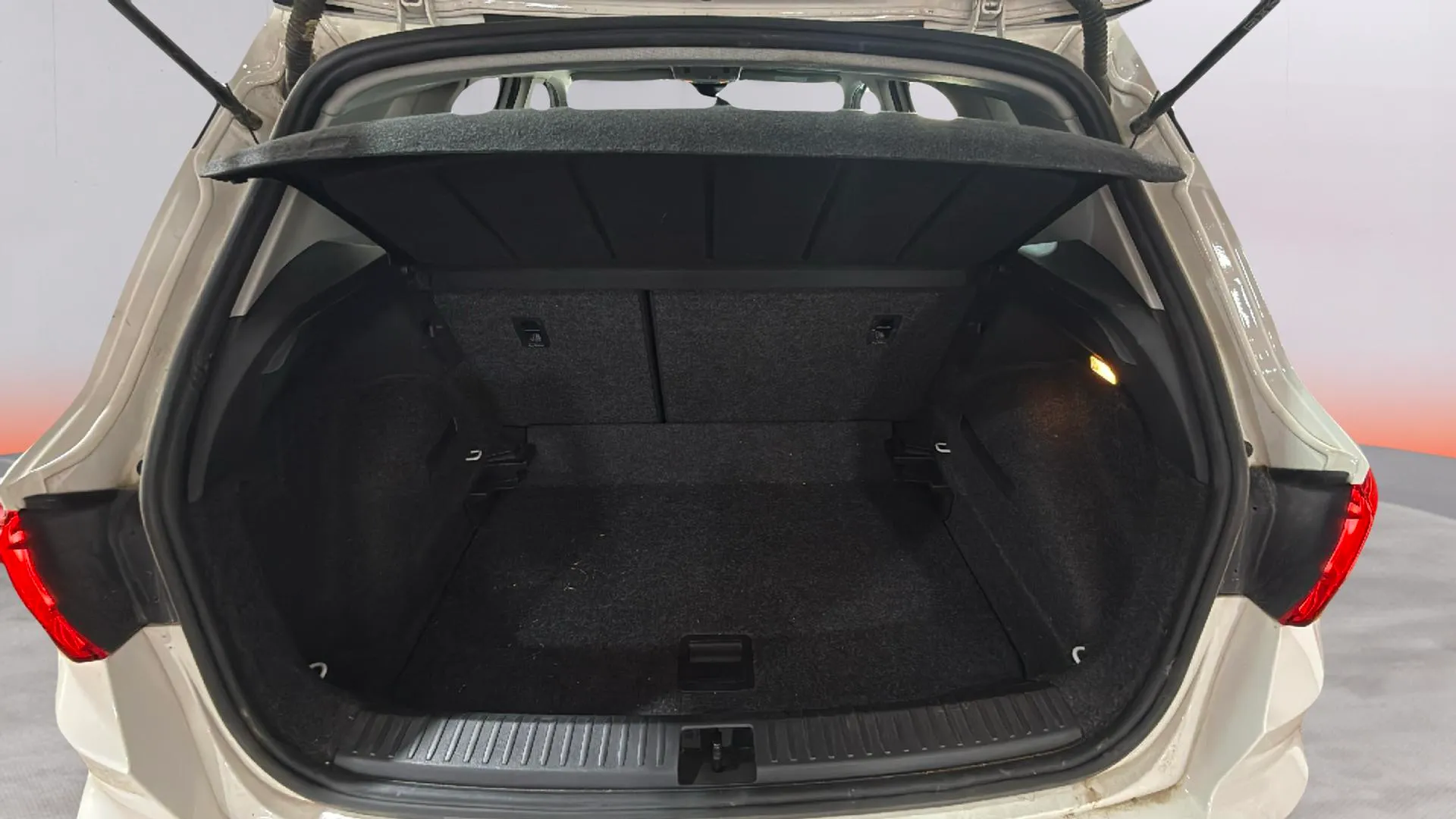 SEAT Arona 1.0 TSI Style XL - foto 12