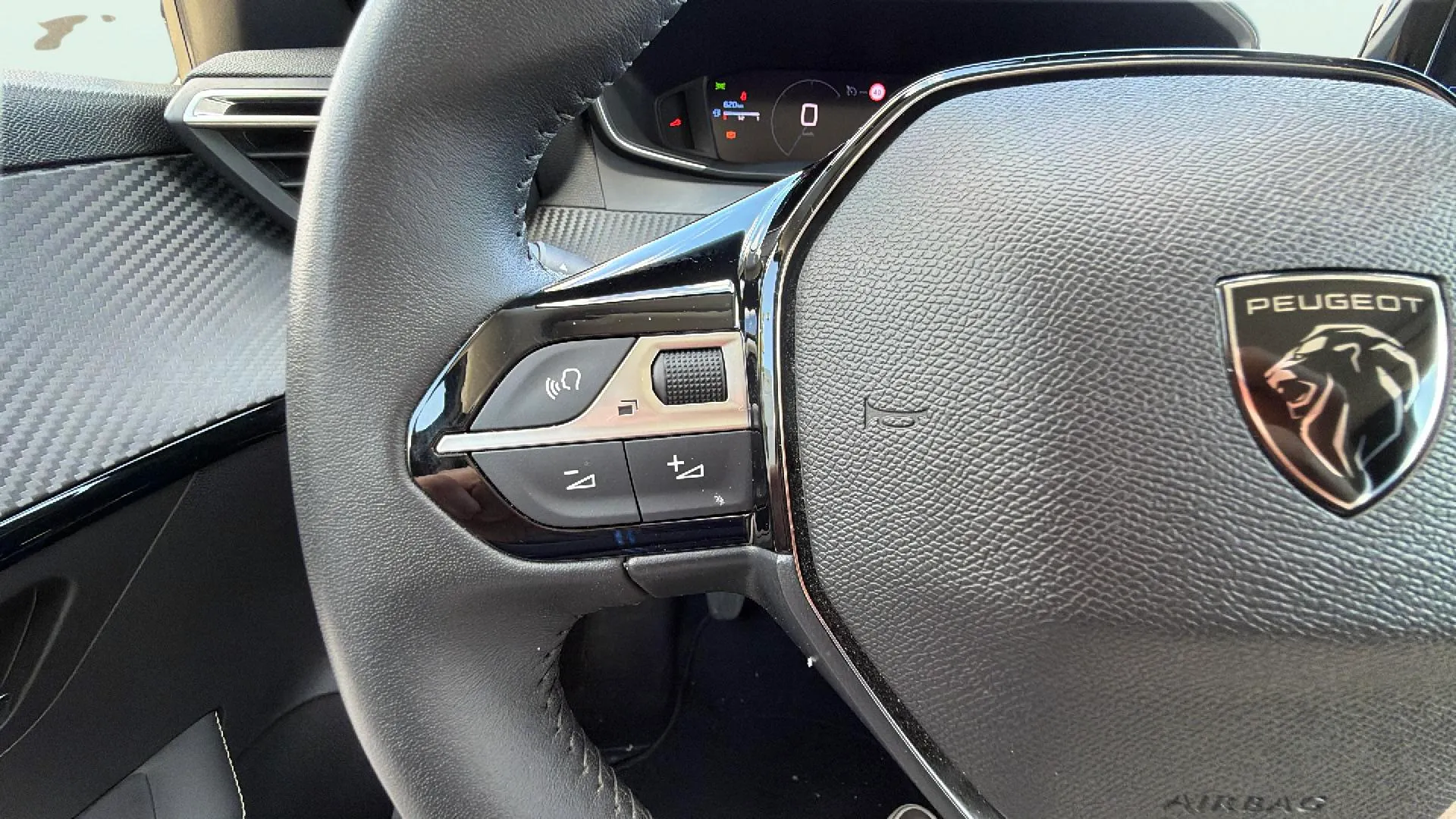 Peugeot 208 Allure Gasolina 100 - foto 18