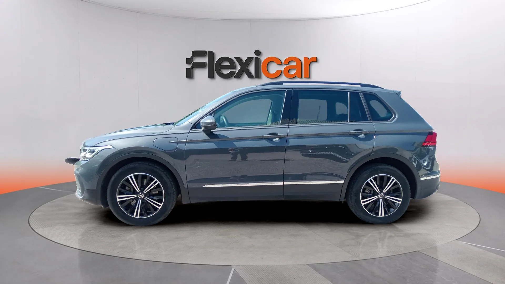 Volkswagen Tiguan Life 1.4 TSI eHybrid DSG - foto 6