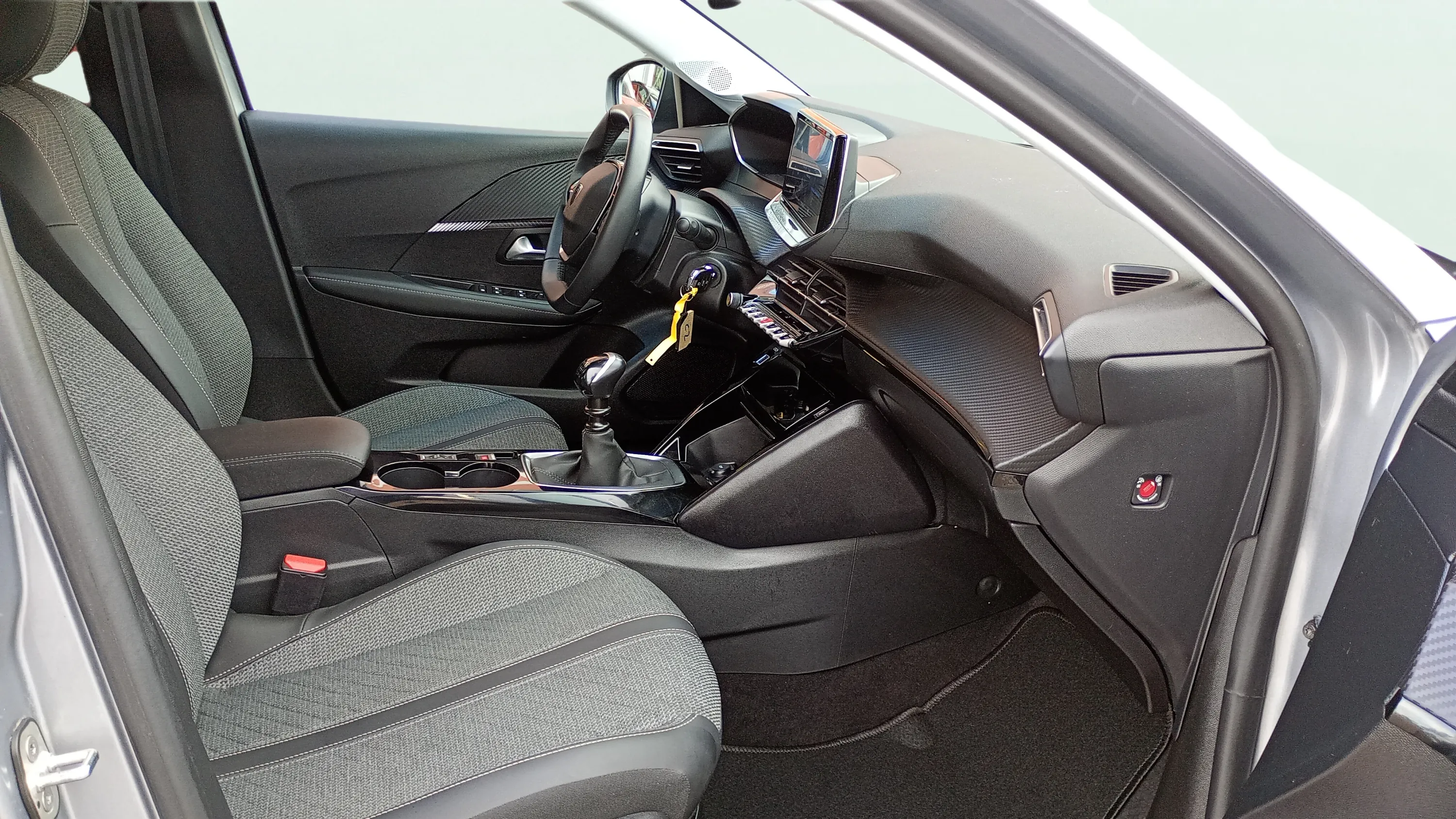 Peugeot 208 Allure Gasolina 100 - foto 20