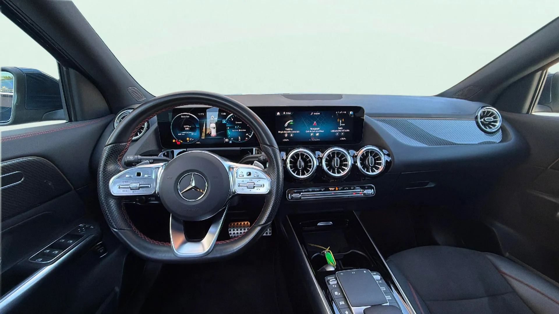 Mercedes-Benz GLA 200 D - foto 13
