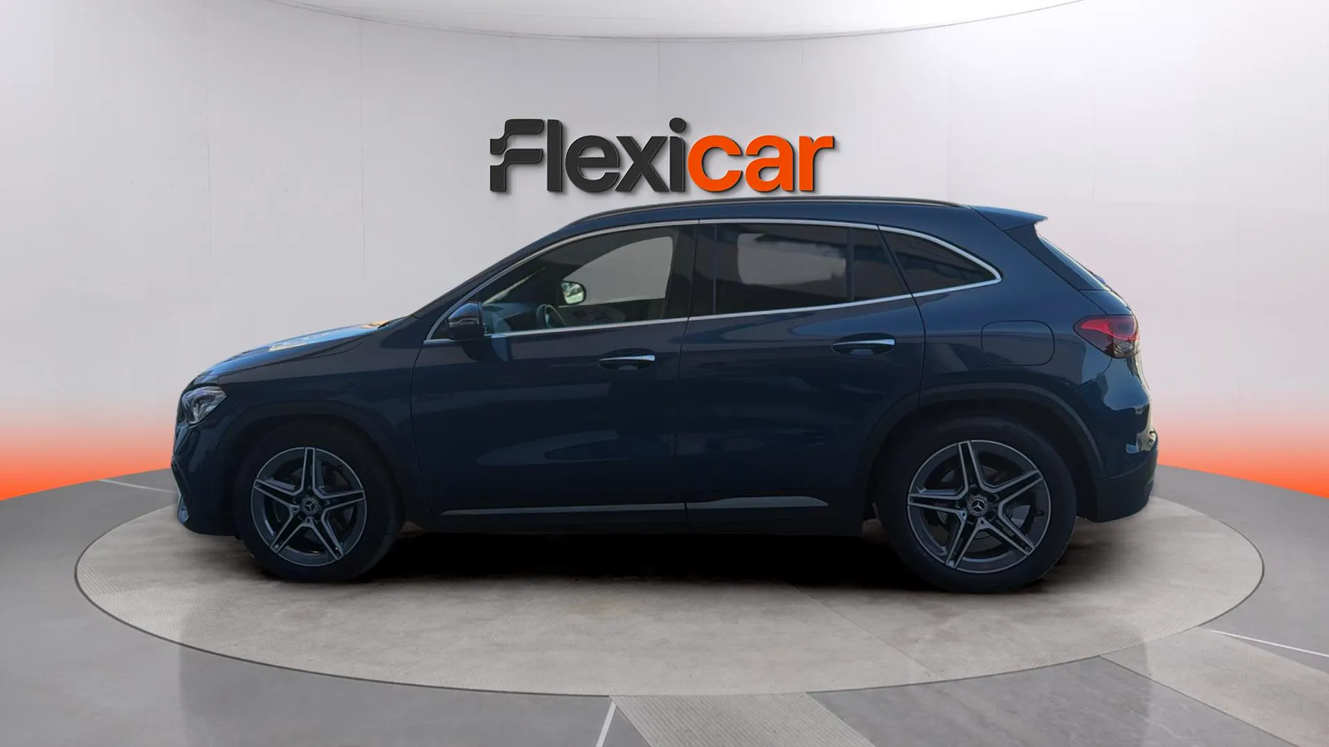 Mercedes-Benz GLA 200 D - foto 5