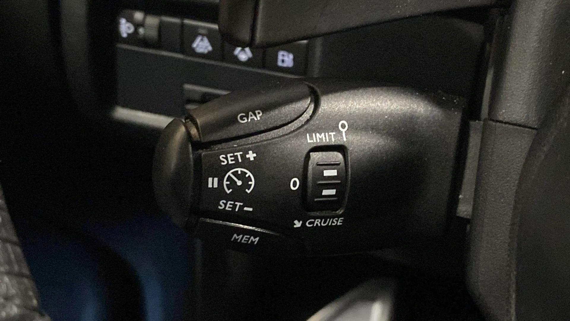 Citroën C5 Aircross 225 e-EAT8 Feel Pack - foto 24