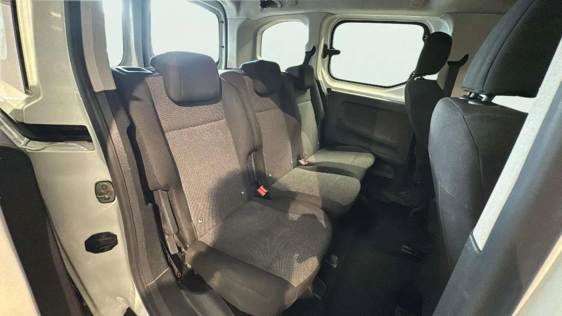 Peugeot Rifter Active Long BlueHDi - foto 12