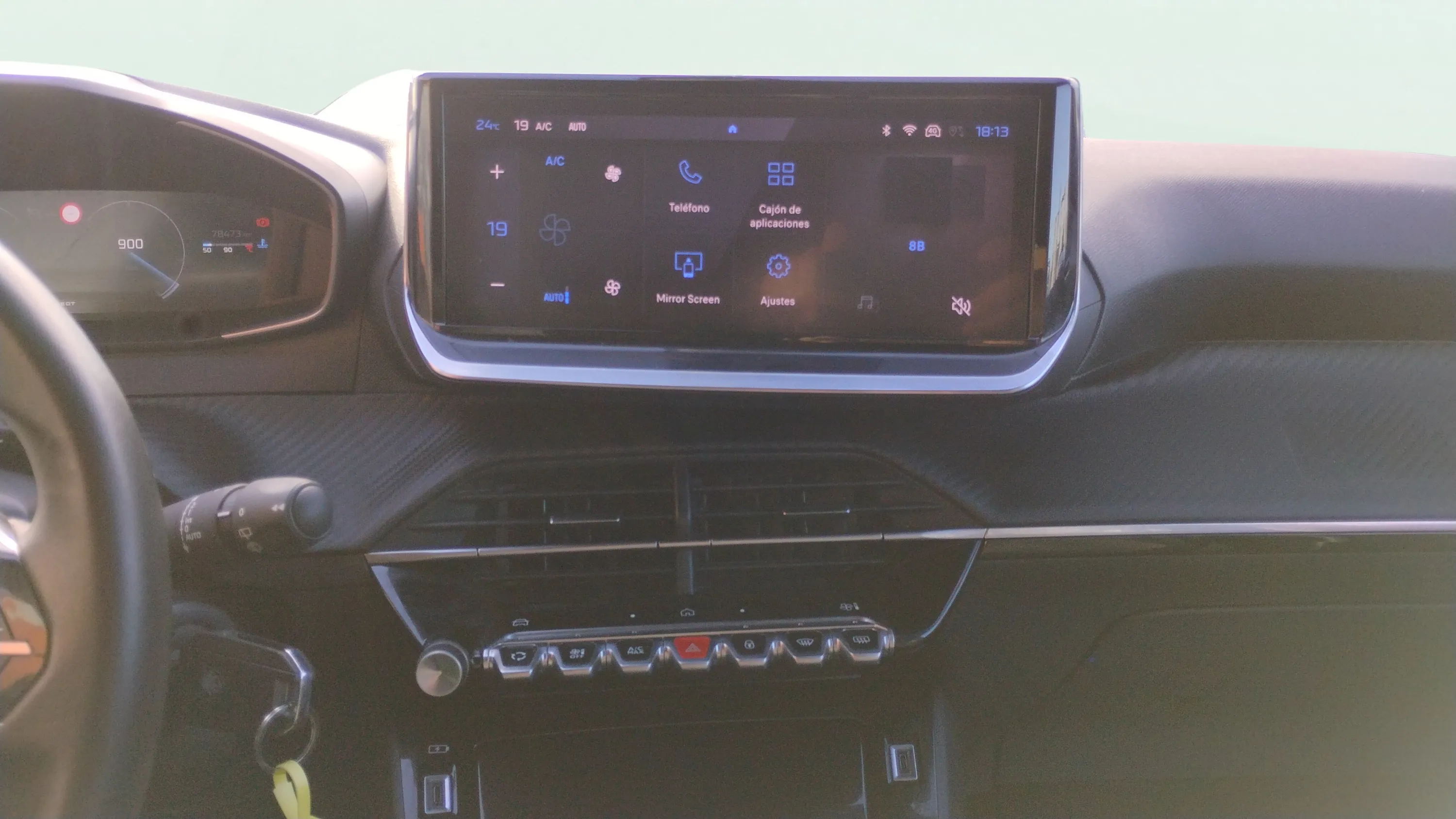 Peugeot 2008 Allure Pack PureTech 100 - foto 12
