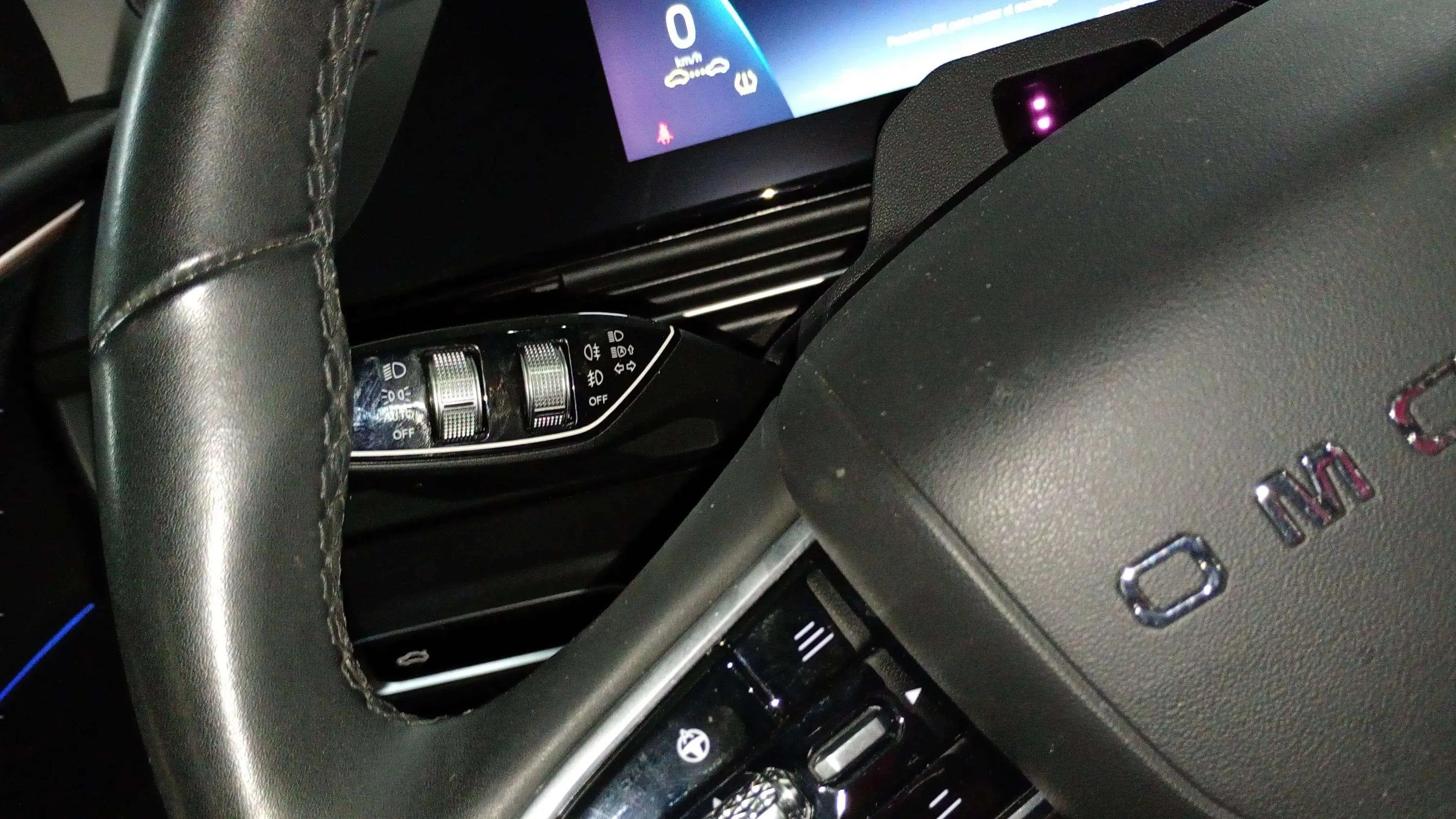 Omoda 5 1.6 T-GDi DCT Premium - foto 13