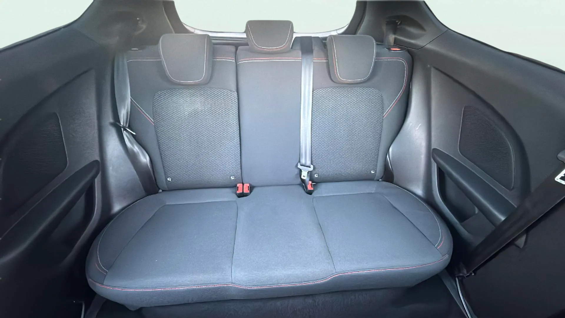 Ford Fiesta 1.0 EcoBoost ST-Line - foto 16