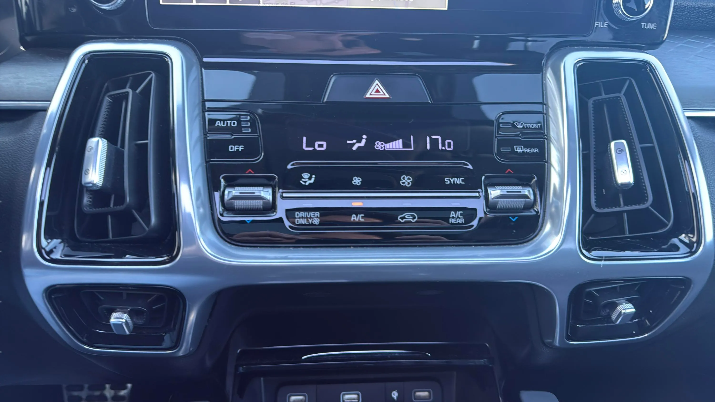 Kia Sorento 1.6 T-GDi HEV Plus Edition 4x2 7 plazas - foto 18