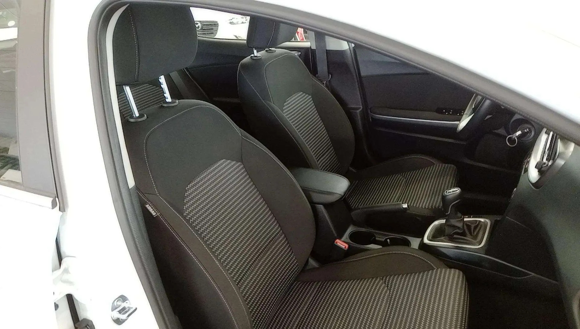 Kia XCeed 1.0 T-GDi Business - foto 16