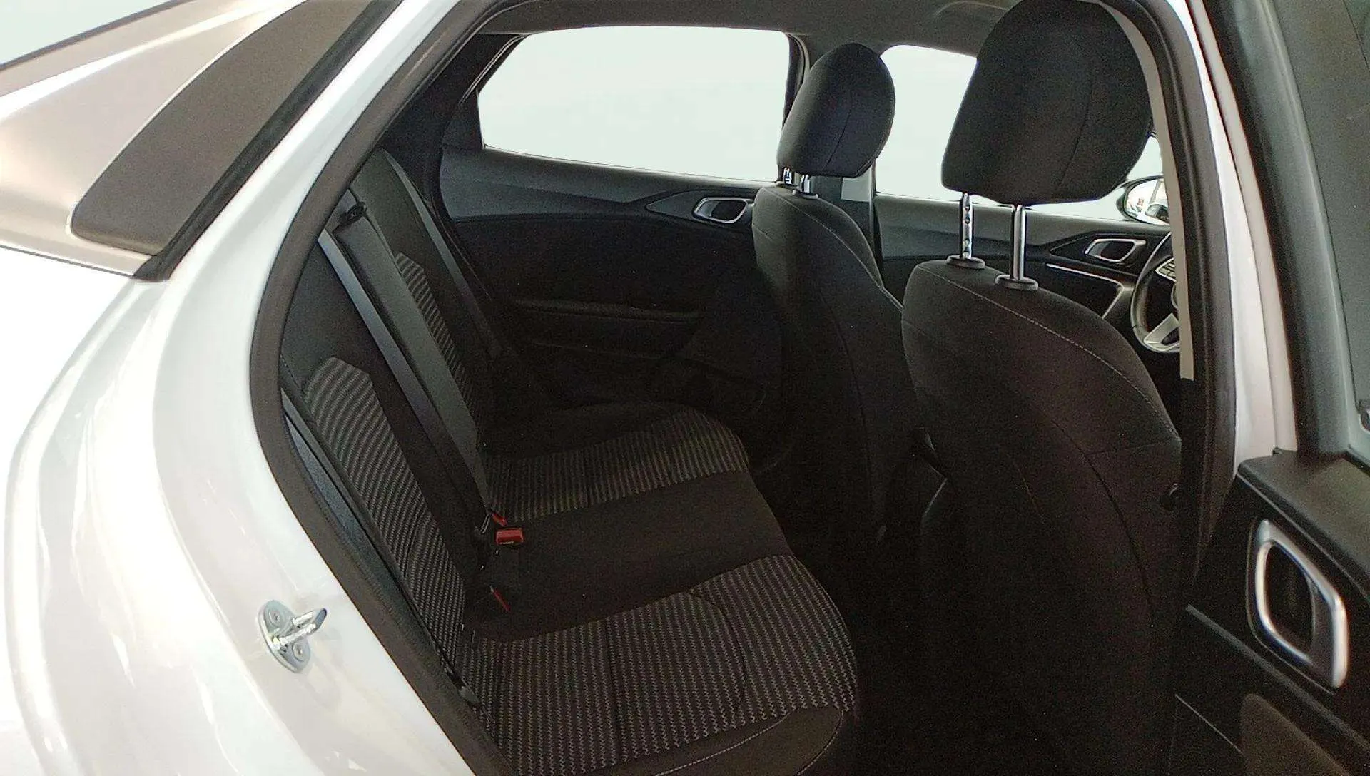 Kia XCeed 1.0 T-GDi Business - foto 17